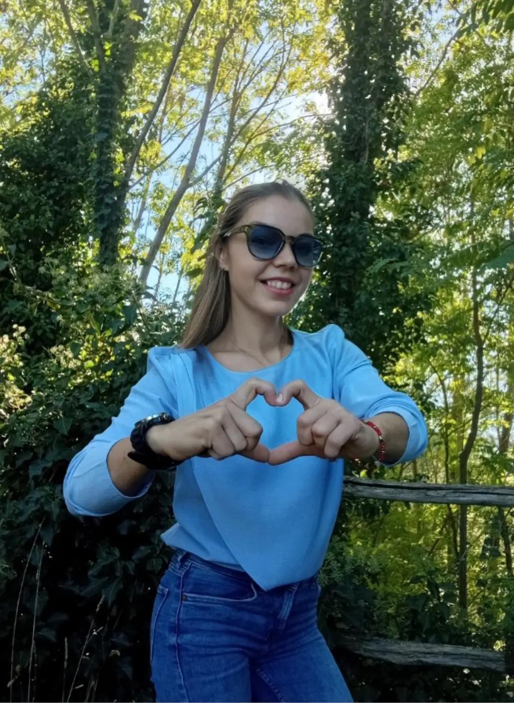 @Iulia