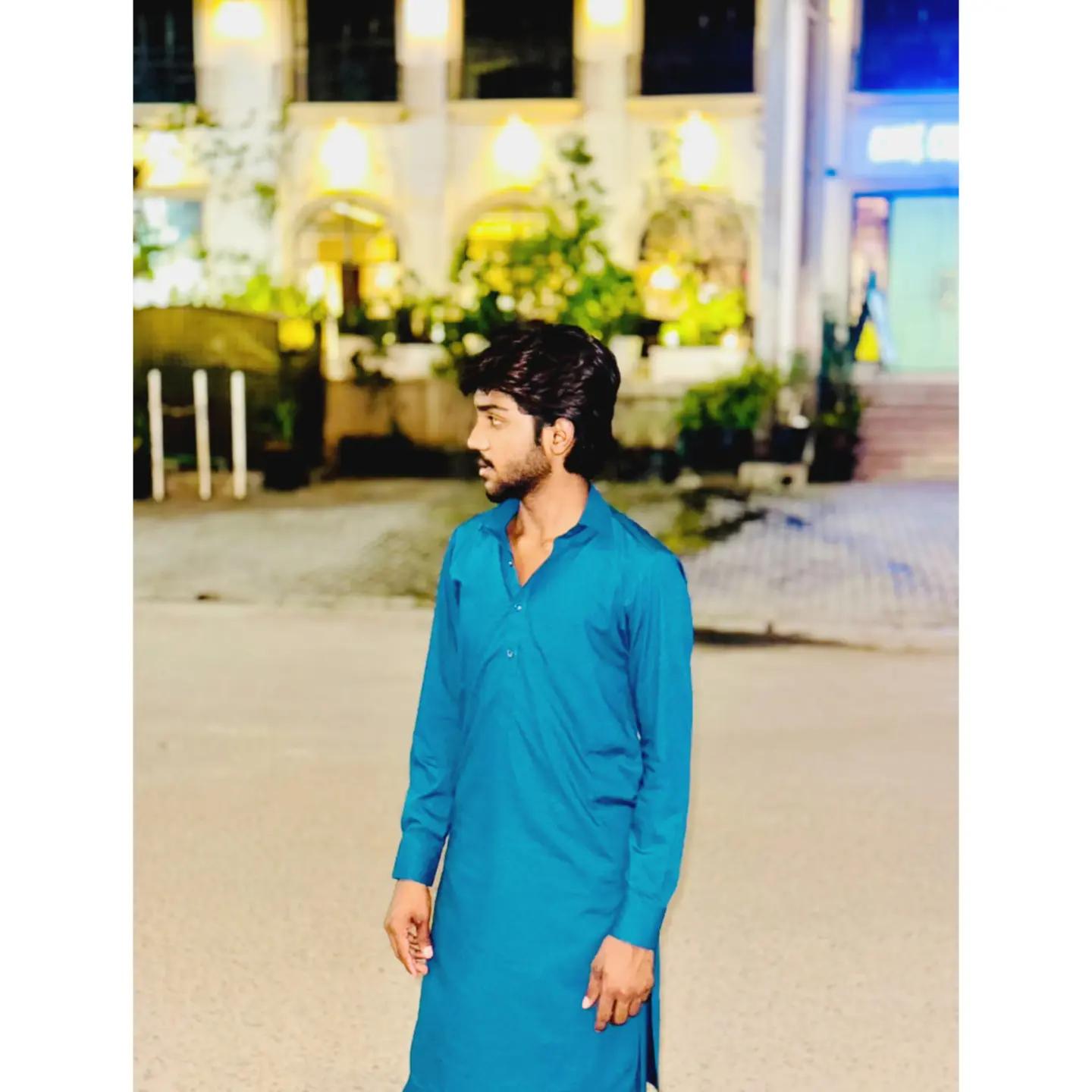 @🔱Abeer Khan👑