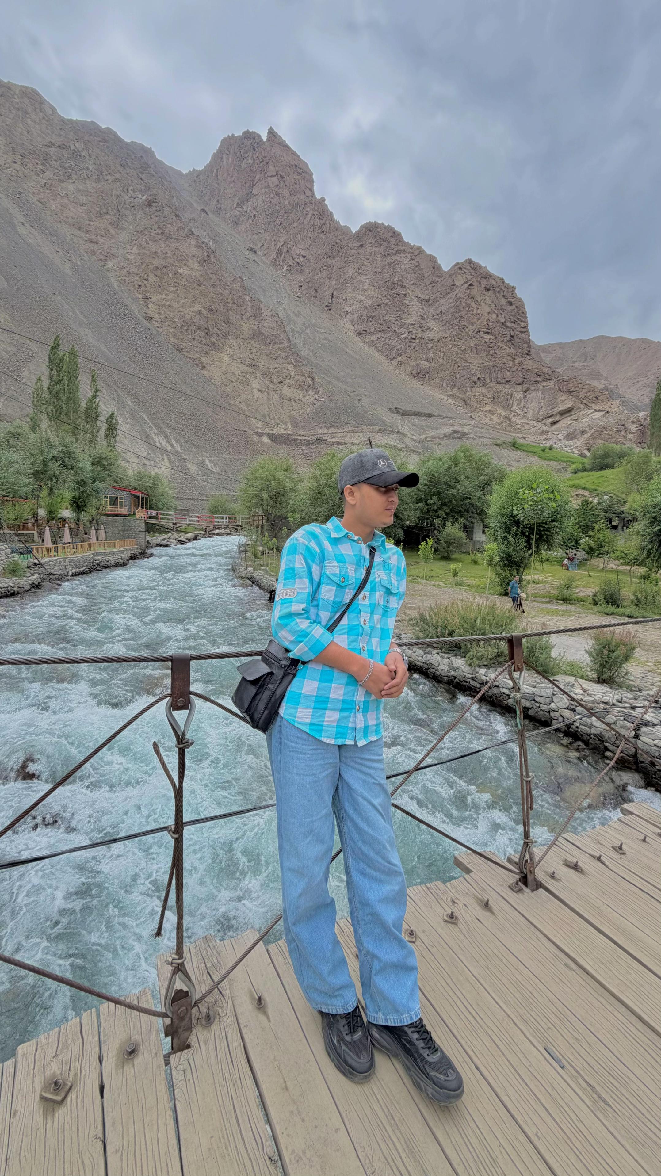 @KAMRAN HAYAT ⚜️
