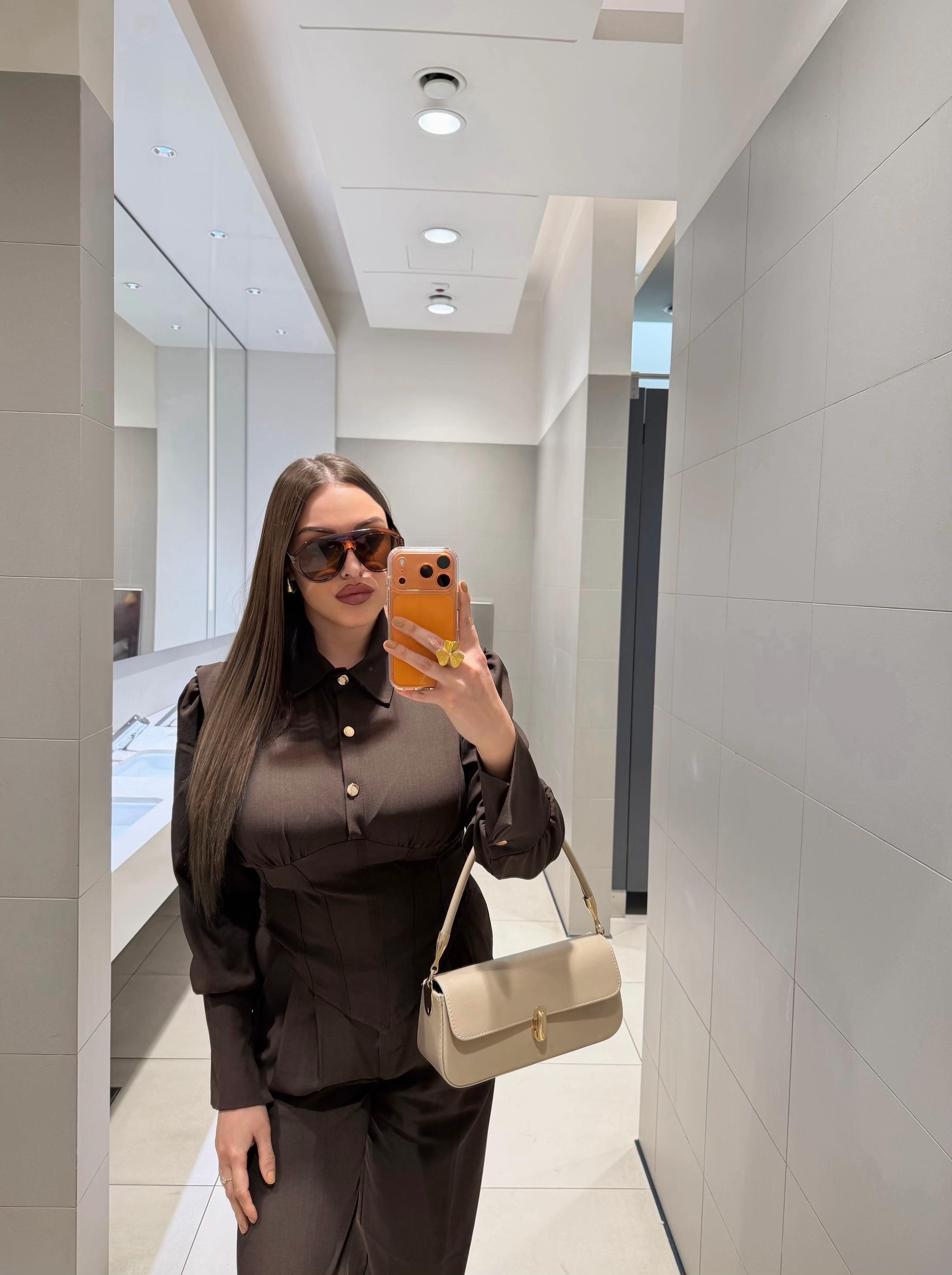 @👑 𝐀𝐋𝐄𝐊𝐒𝐀𝐍𝐃𝐑𝐀 👑