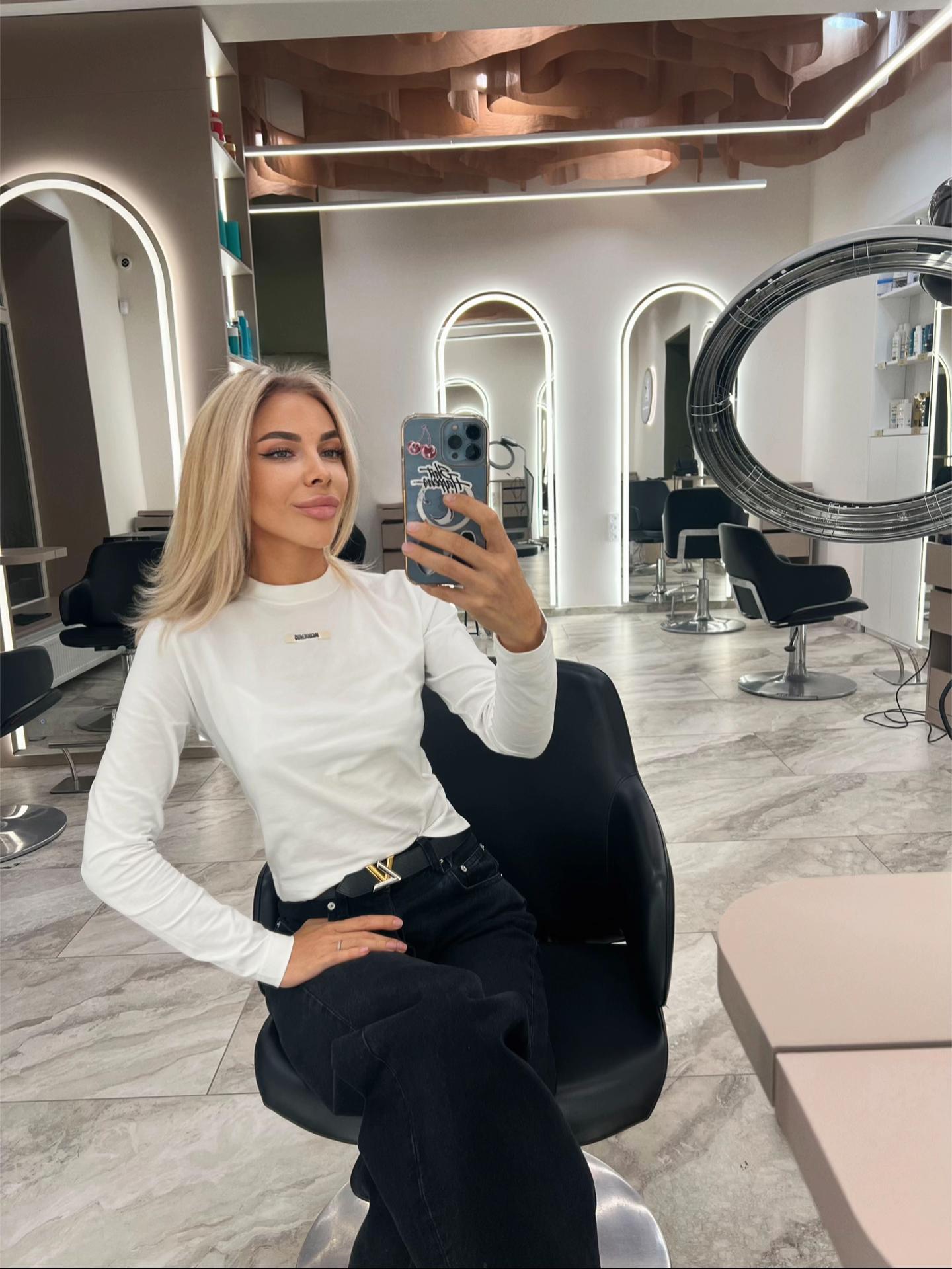 @olechka1985