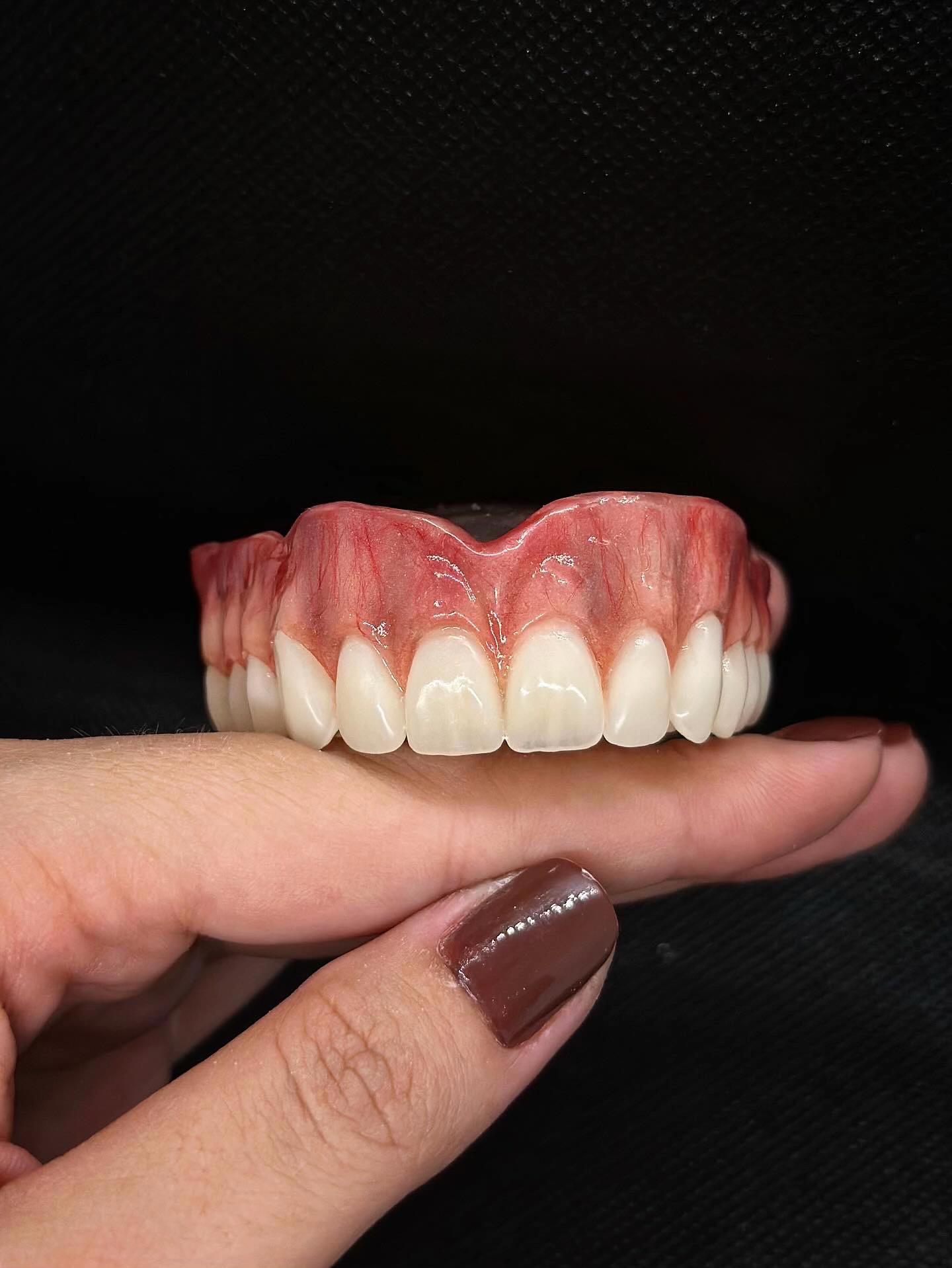 @Lab. de Prótese Dentária