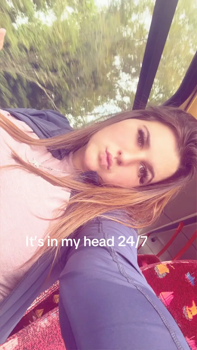 @J+m