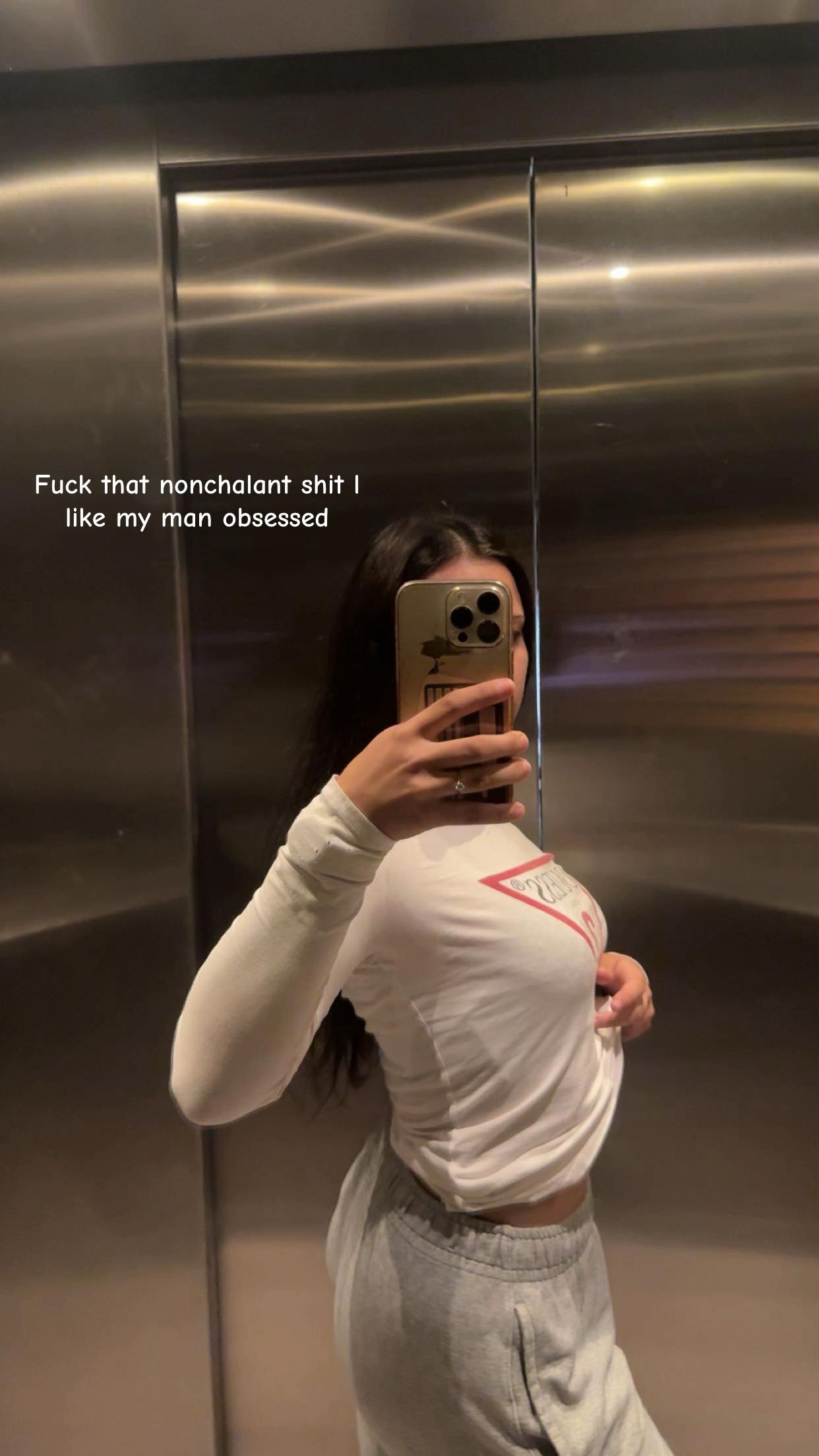 @Lena🌟