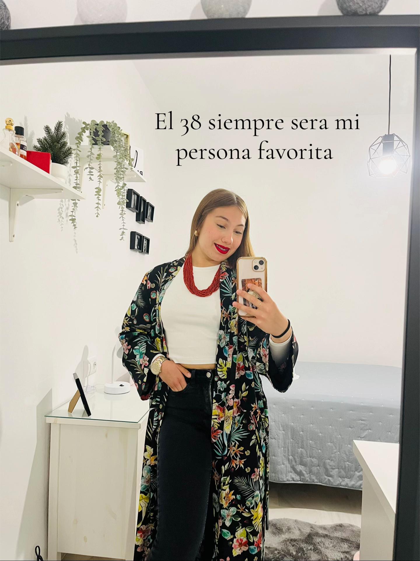 @Angelaajuradoo2__