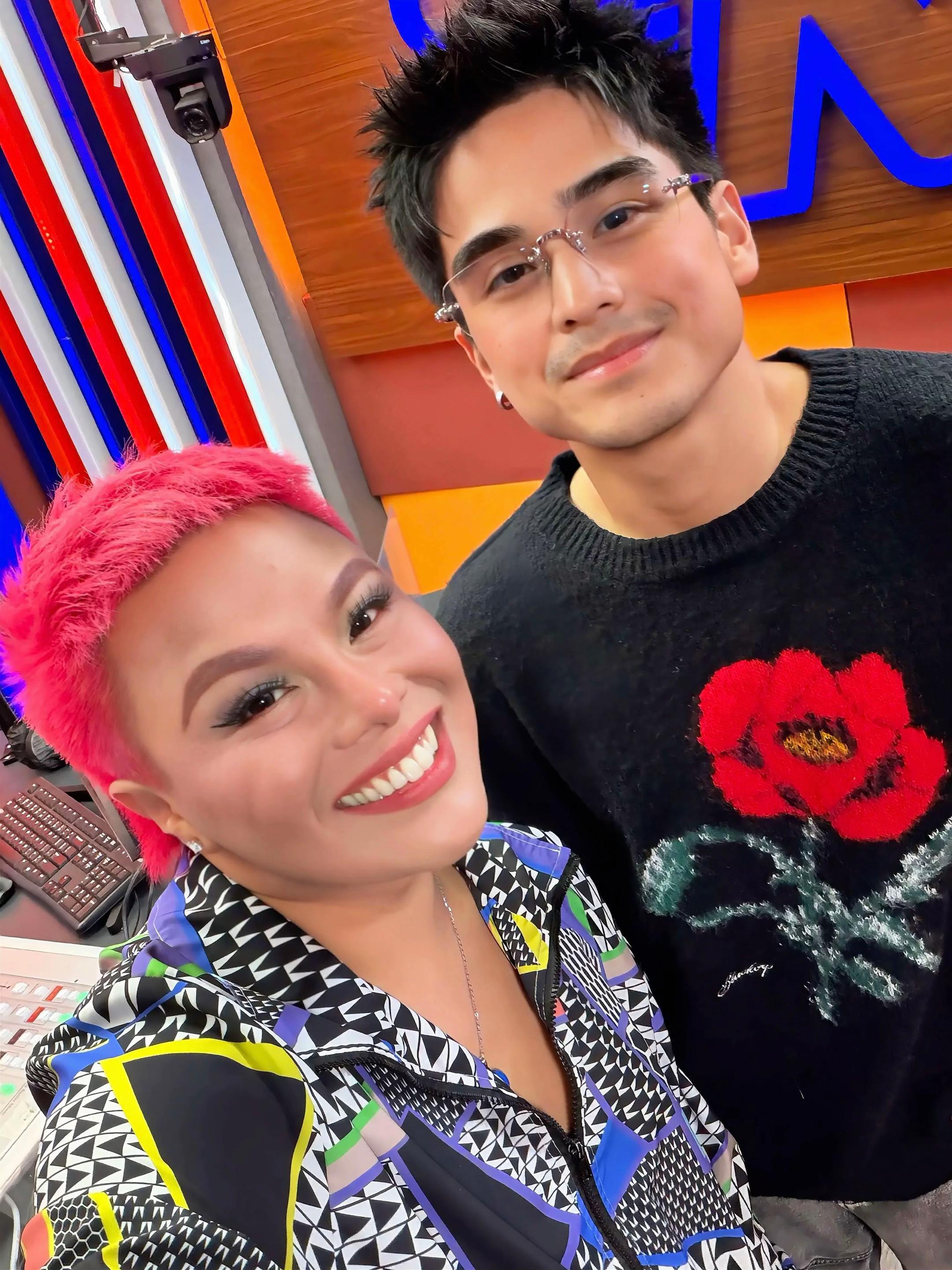 @JhaiHo