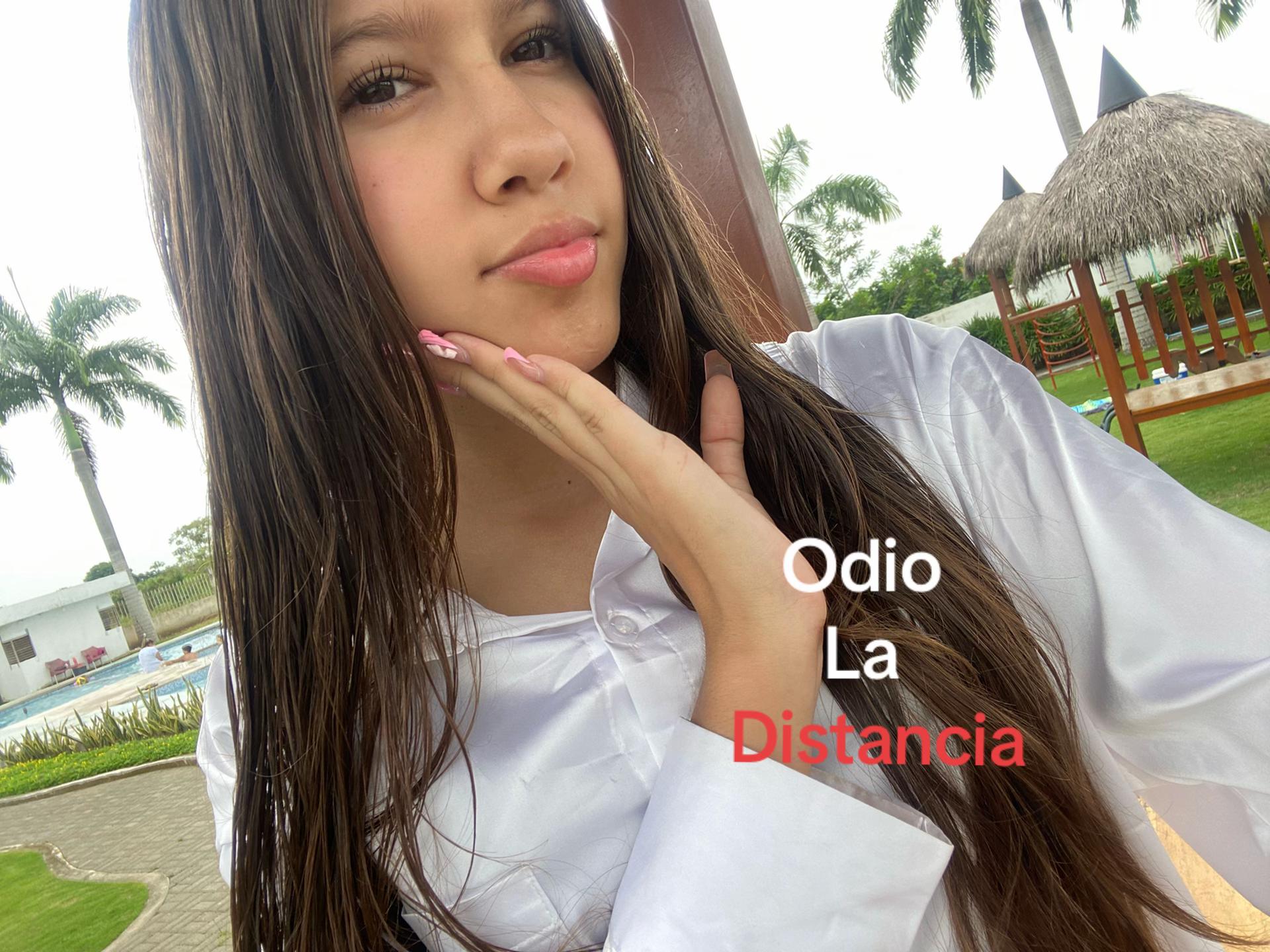 @Camilita💗