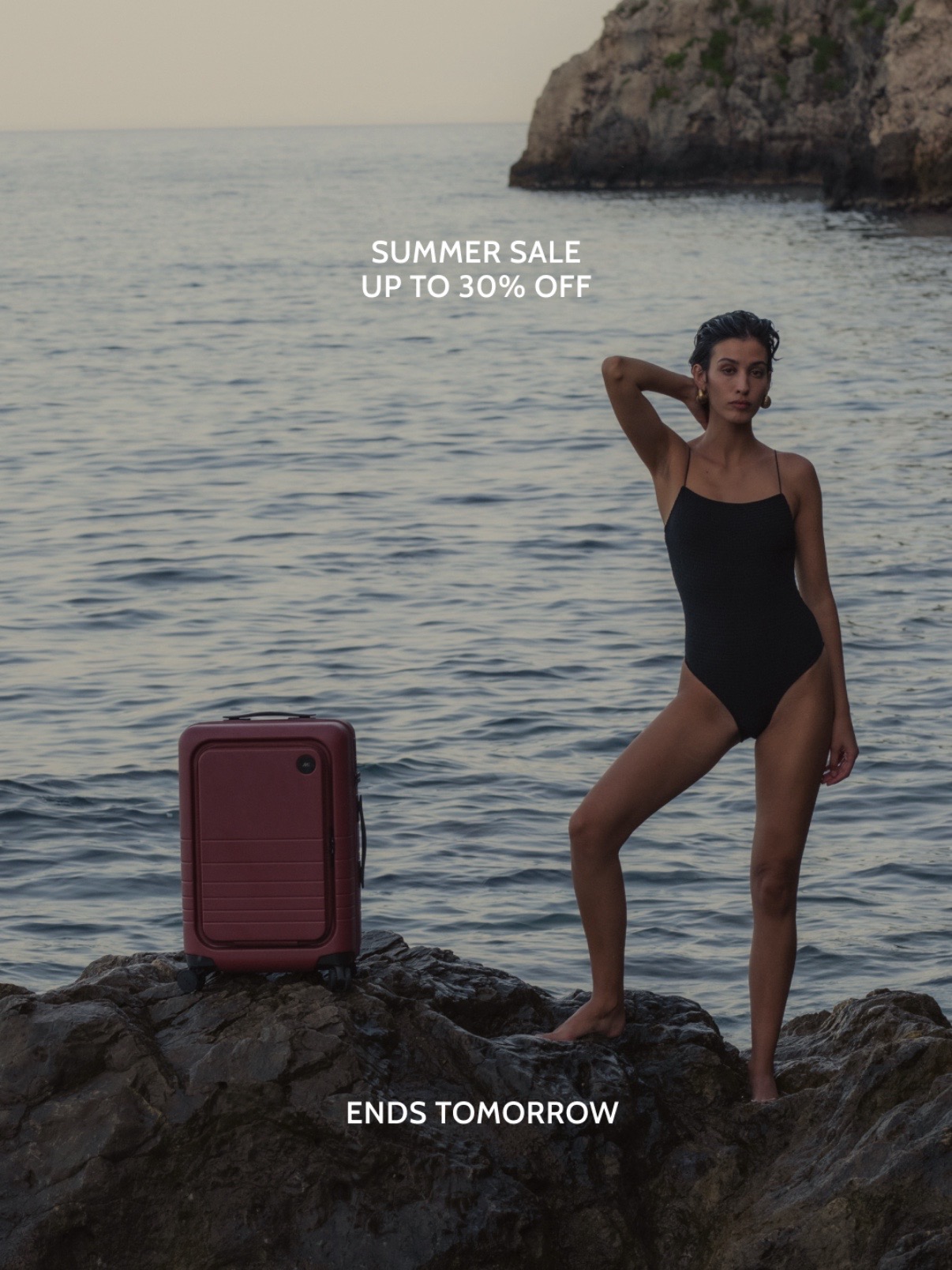 @Monos Travel