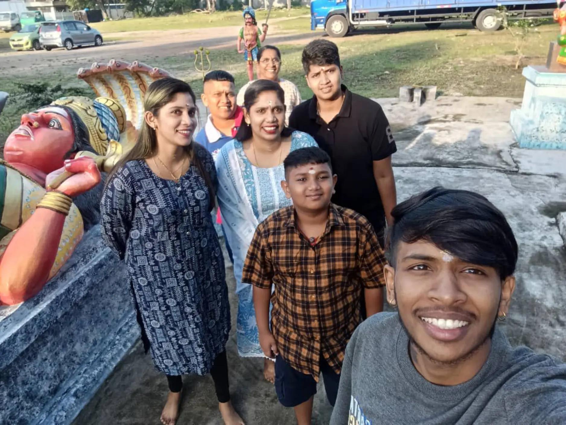 @🇲🇾 யோகேஸ்வரி🇲🇾