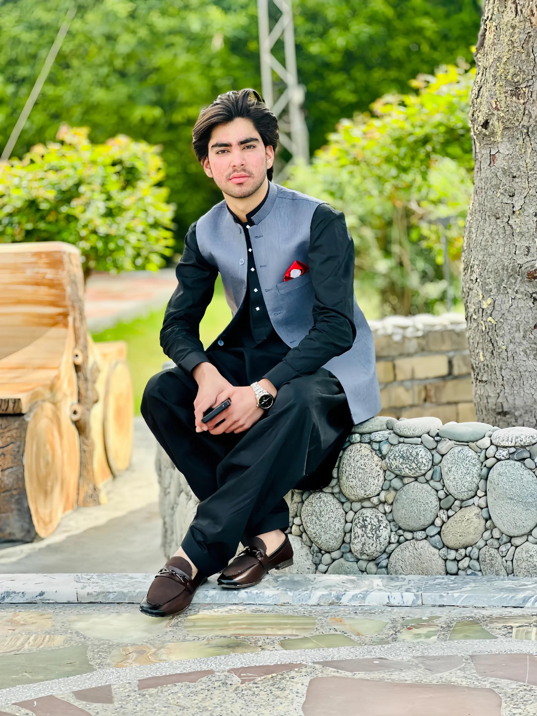 @𝗠𝗨𝗦𝗔_𝟱𝟲 🇵🇰❤️