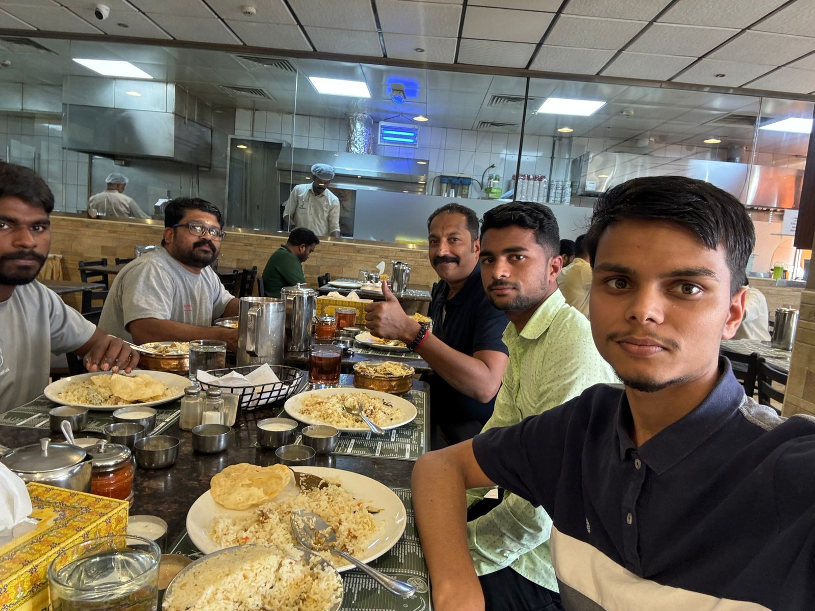 @Mohan paswan🇦🇪