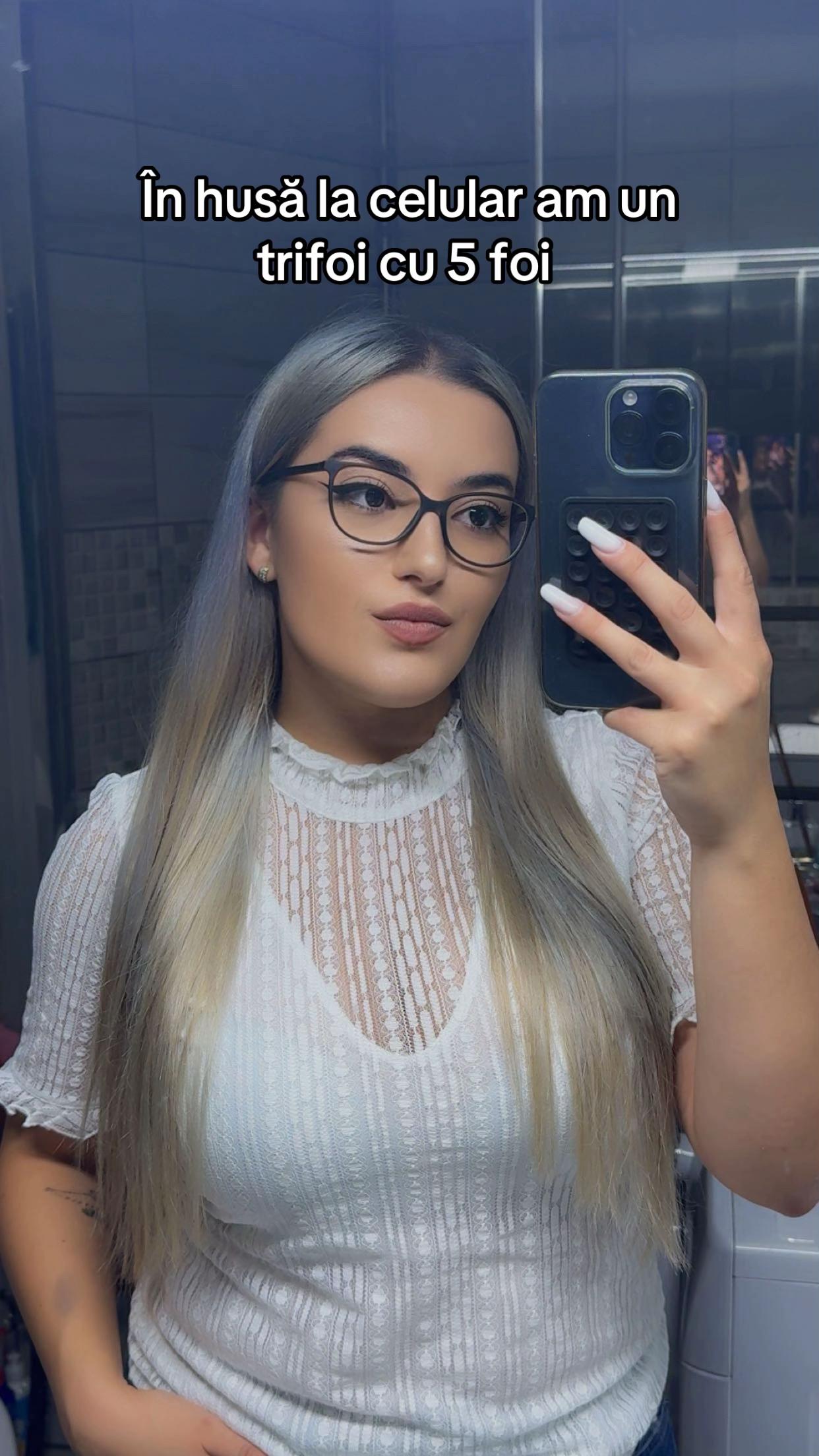 @Miruna 💙