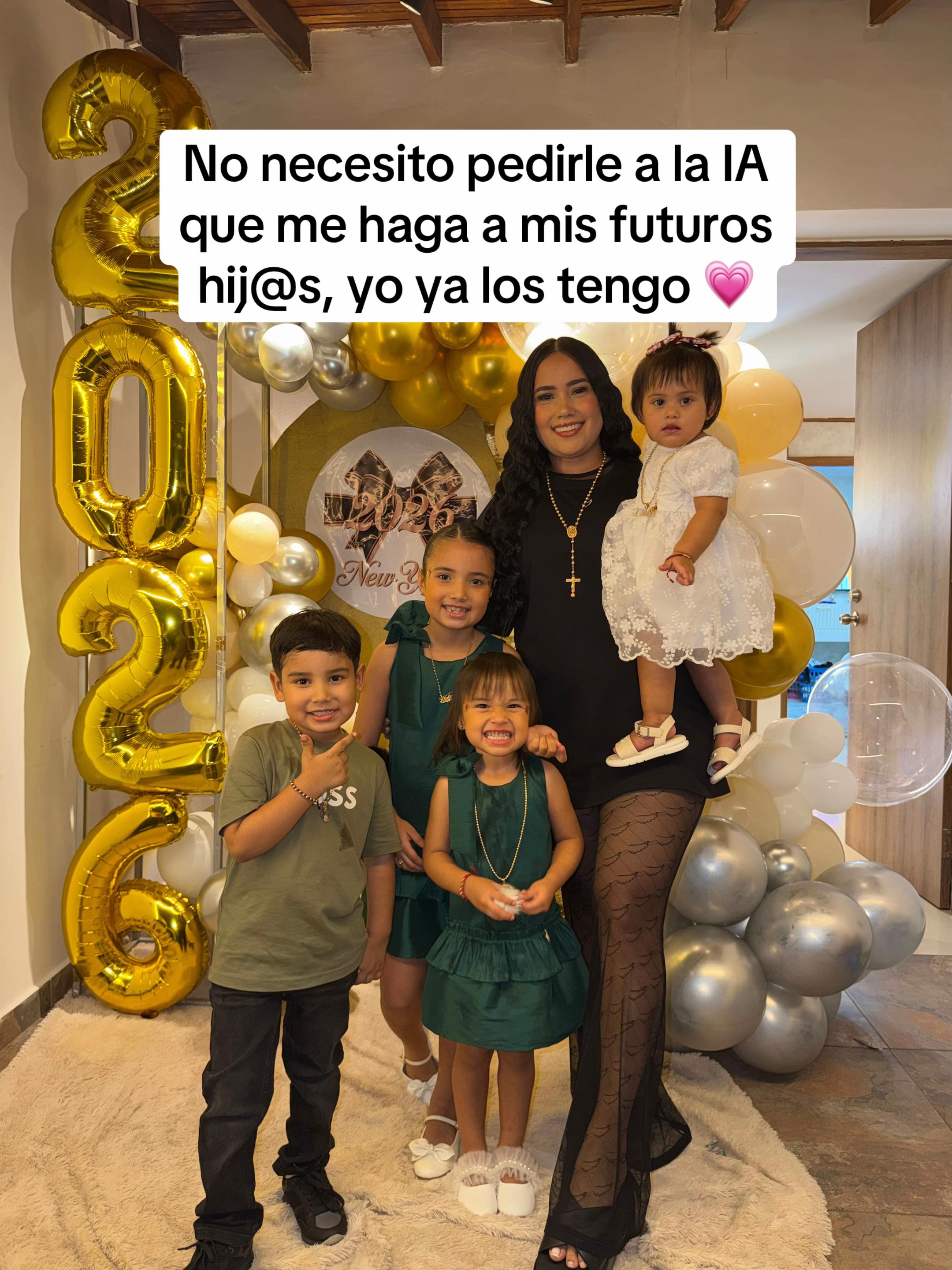 @Karen García