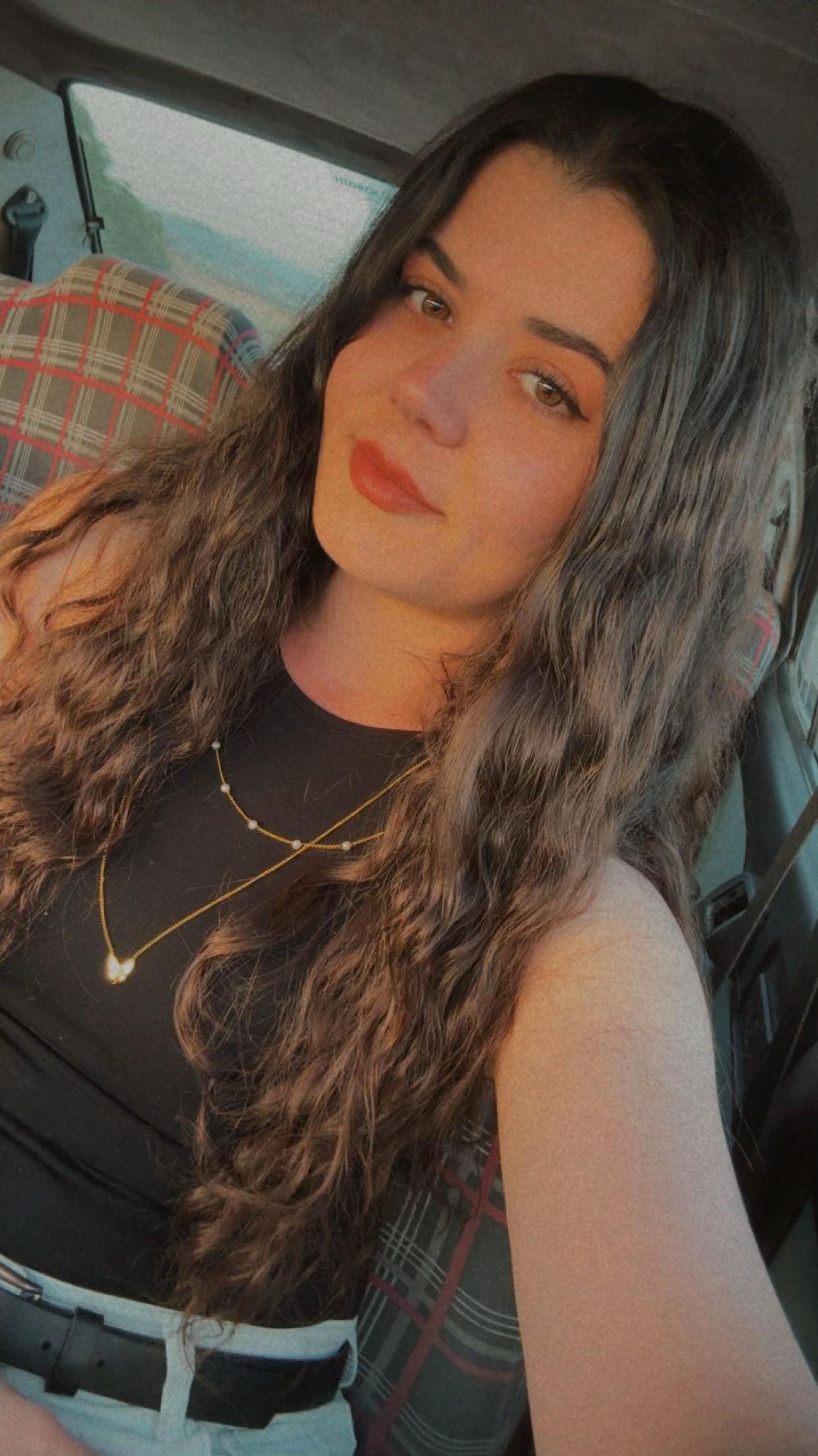 @G&uuml;lnur Kırmızı