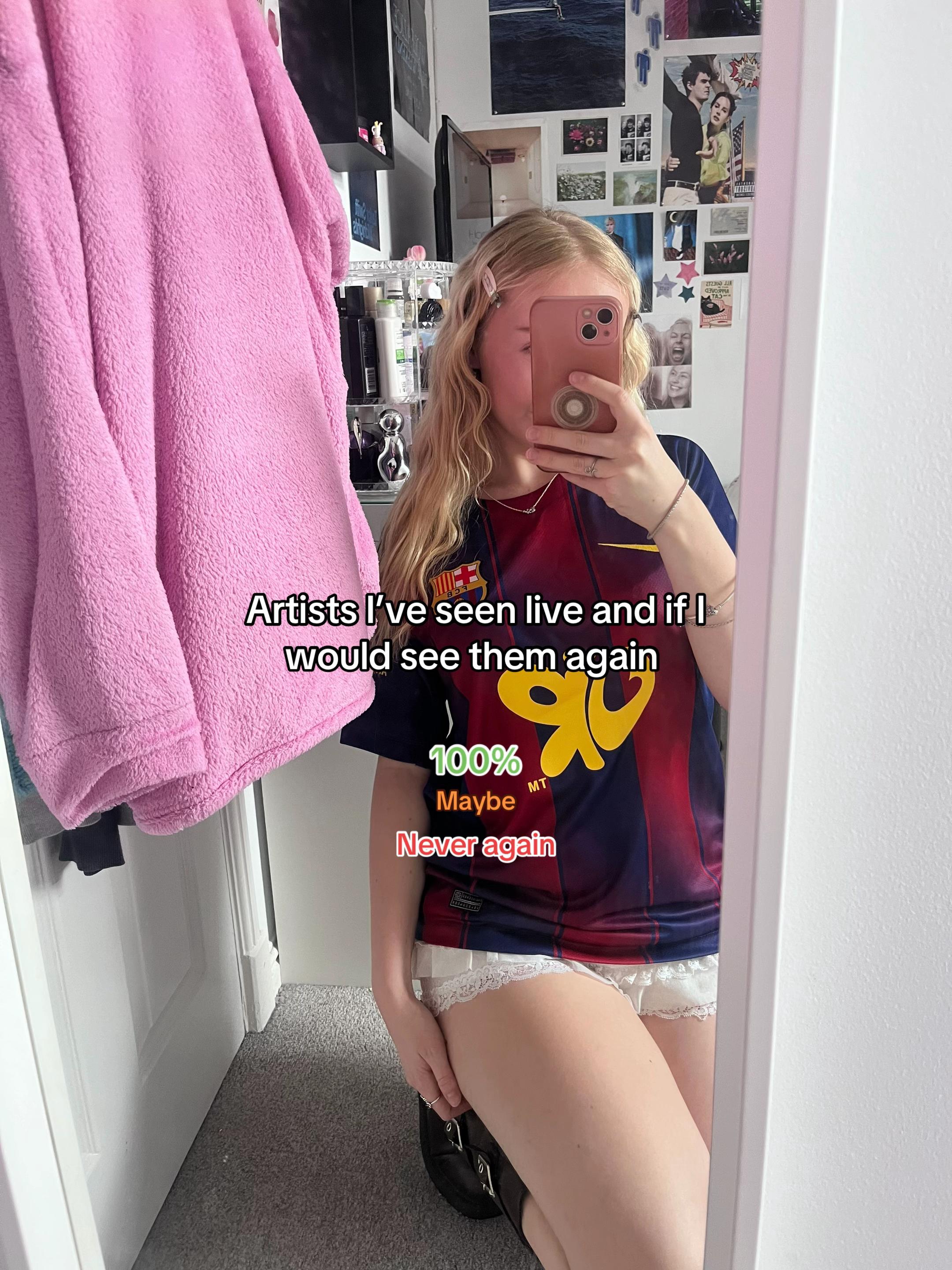 @Lara