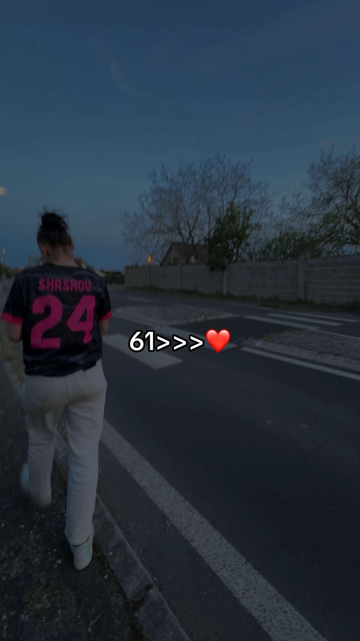 @Chargement…