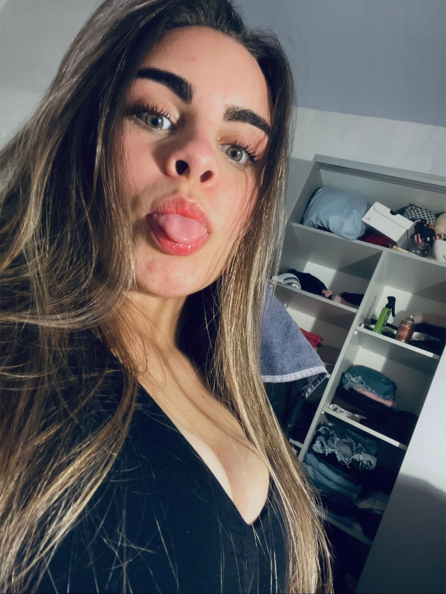 @zoecita⚡️
