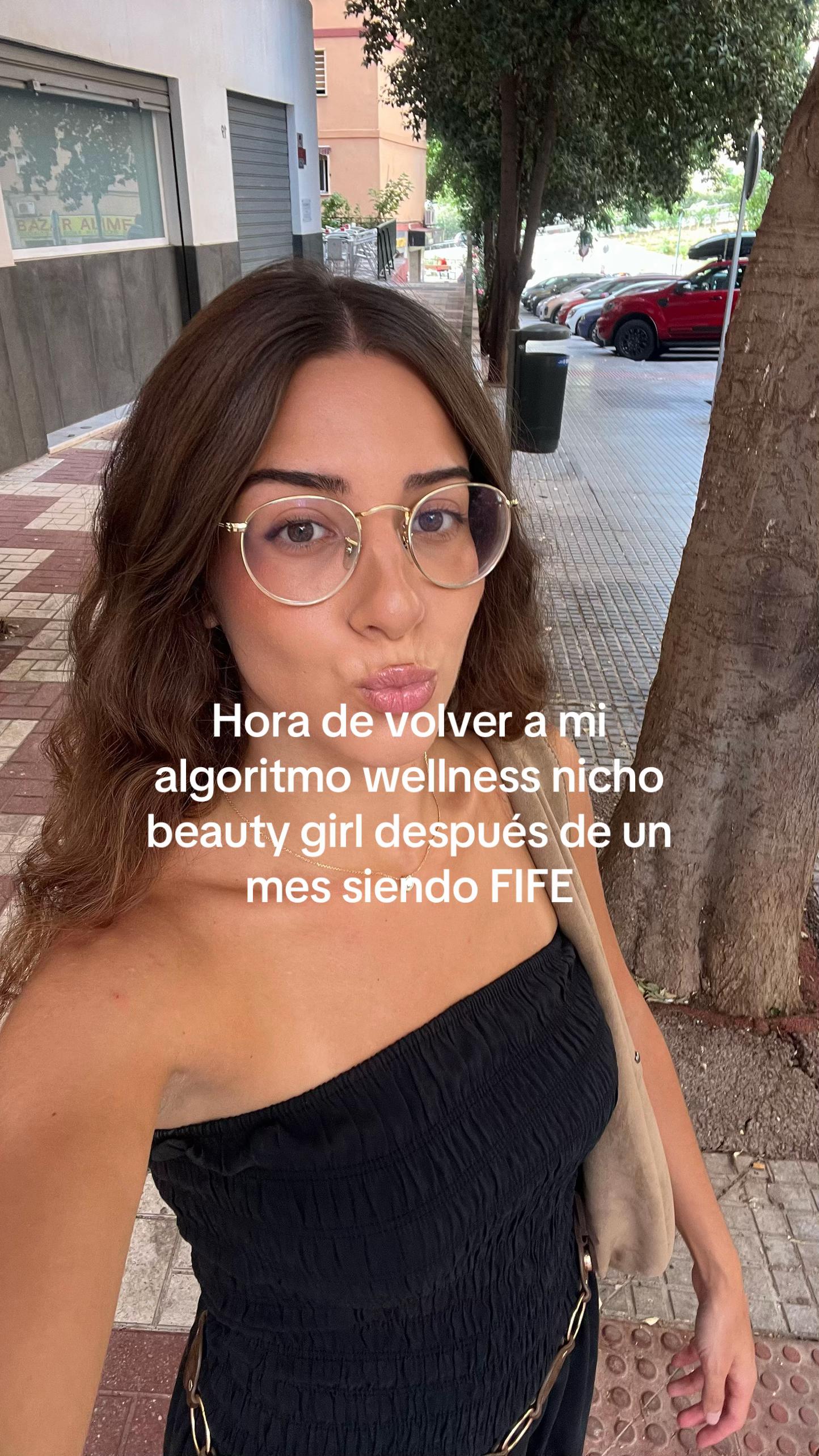 @A D R I A N A ꩜