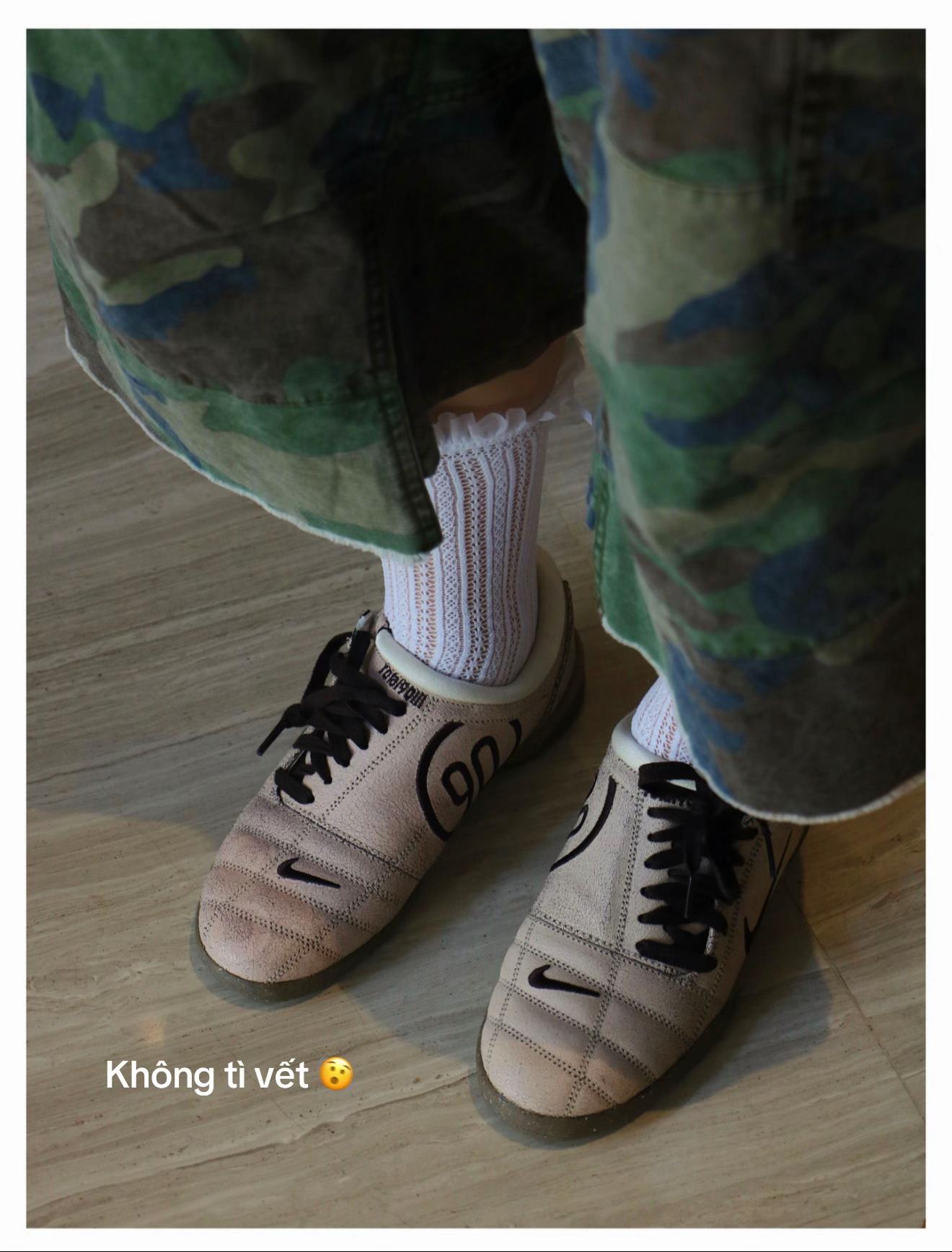 @Sneakers news
