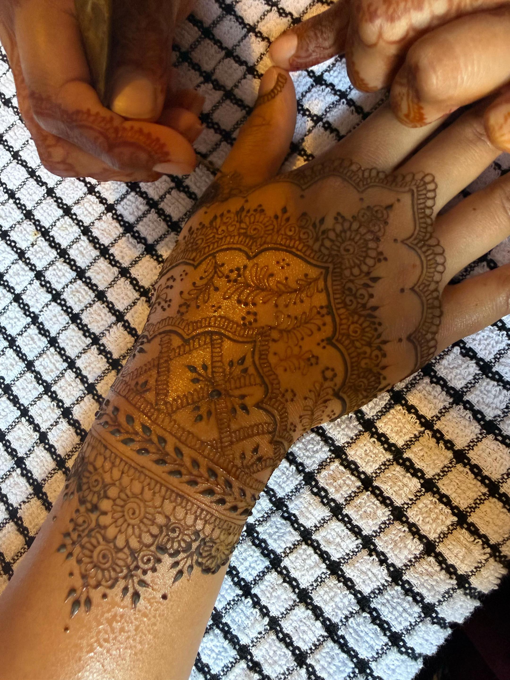@mehndibyhumayraa
