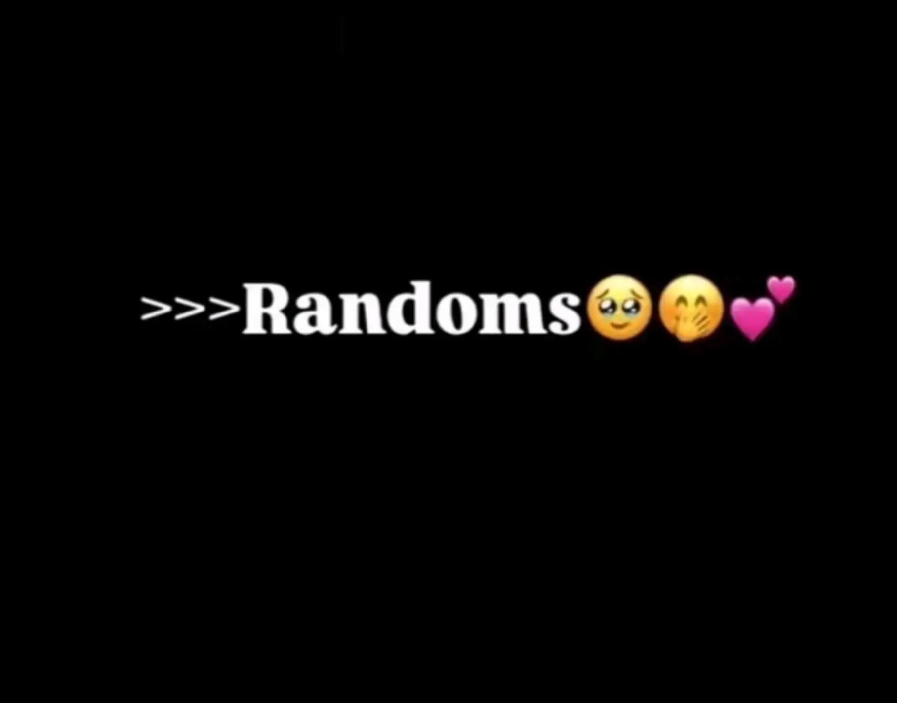@꧁༺toria༻꧂ 💕