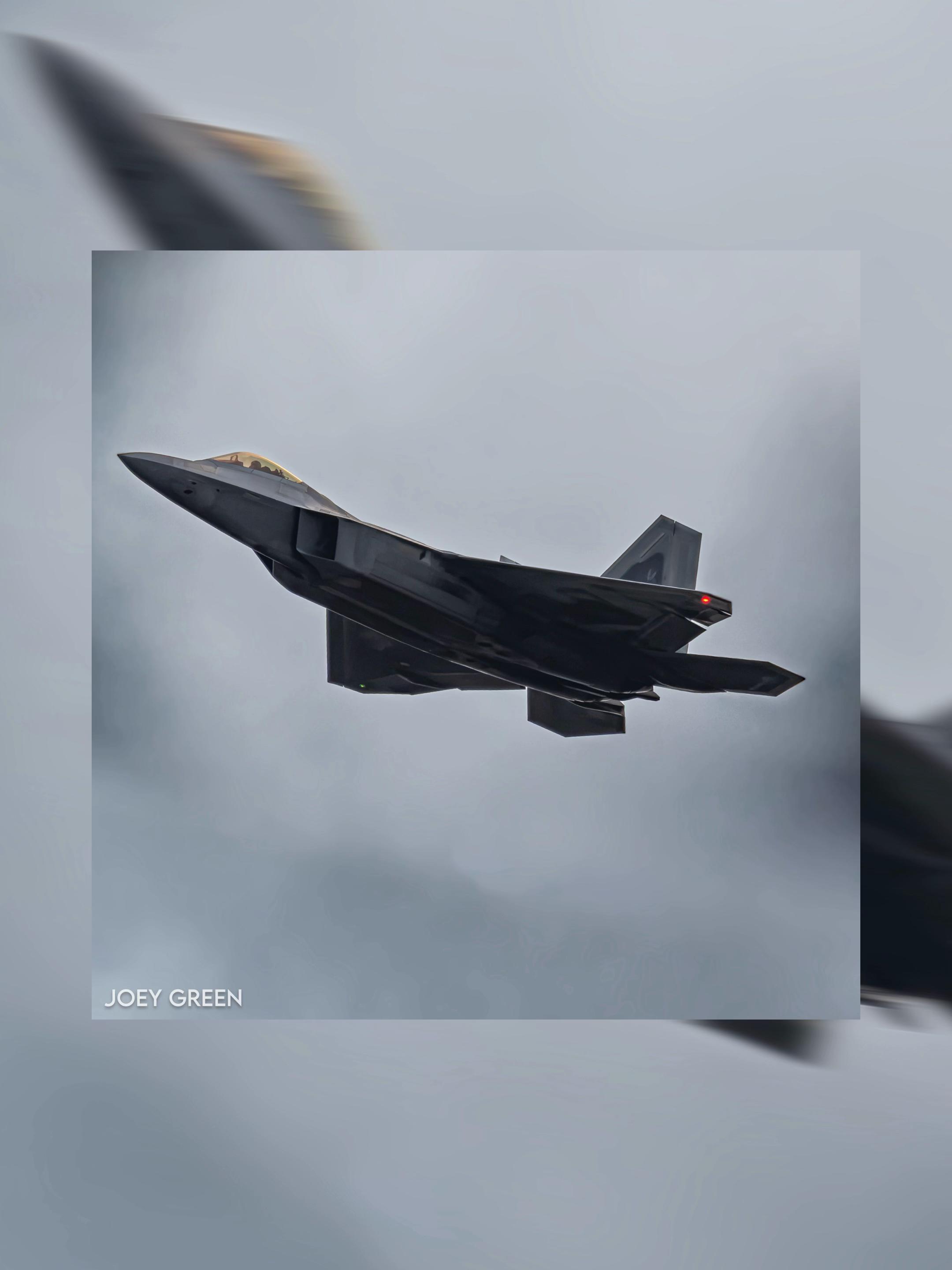 @𝙹𝚘𝚎𝚢 ✈︎