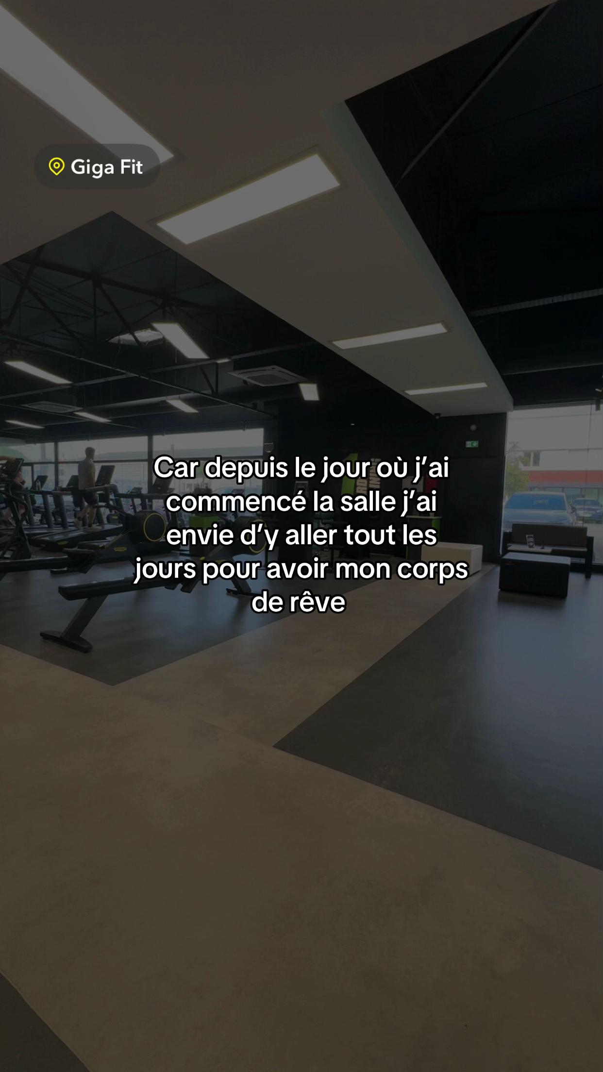 @L&eacute;a_bnd2