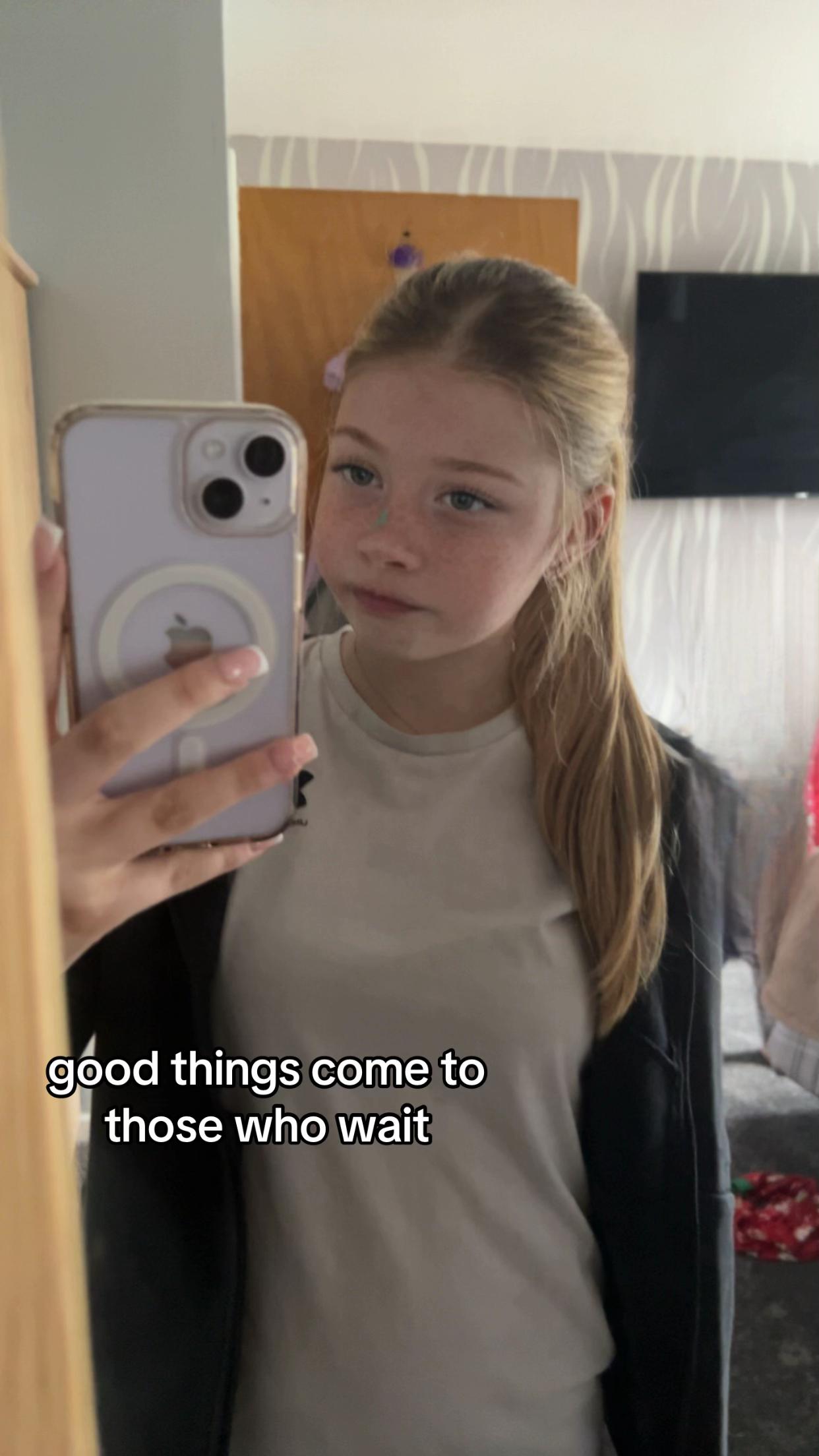 @lily_ella13