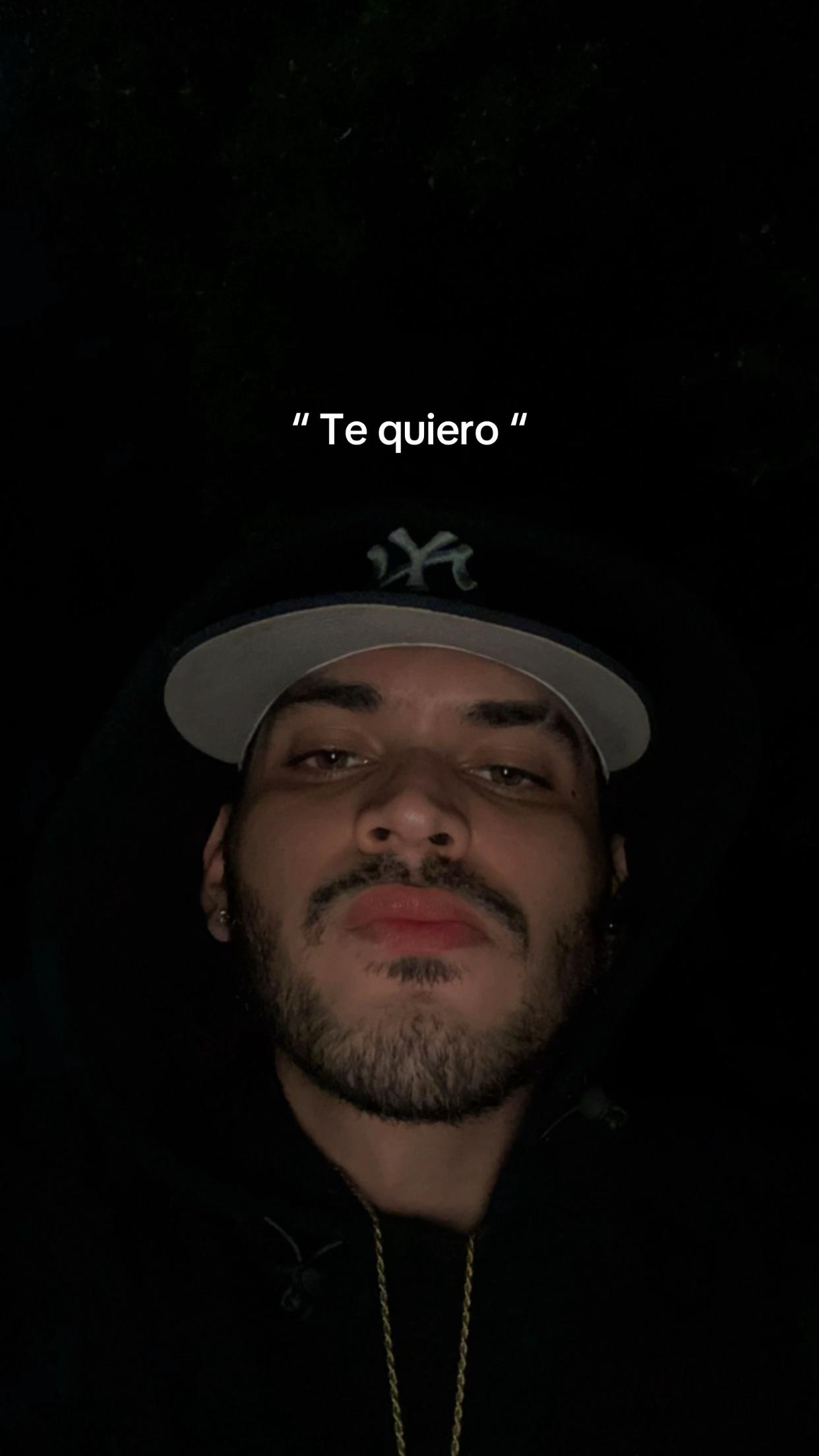 @🐺