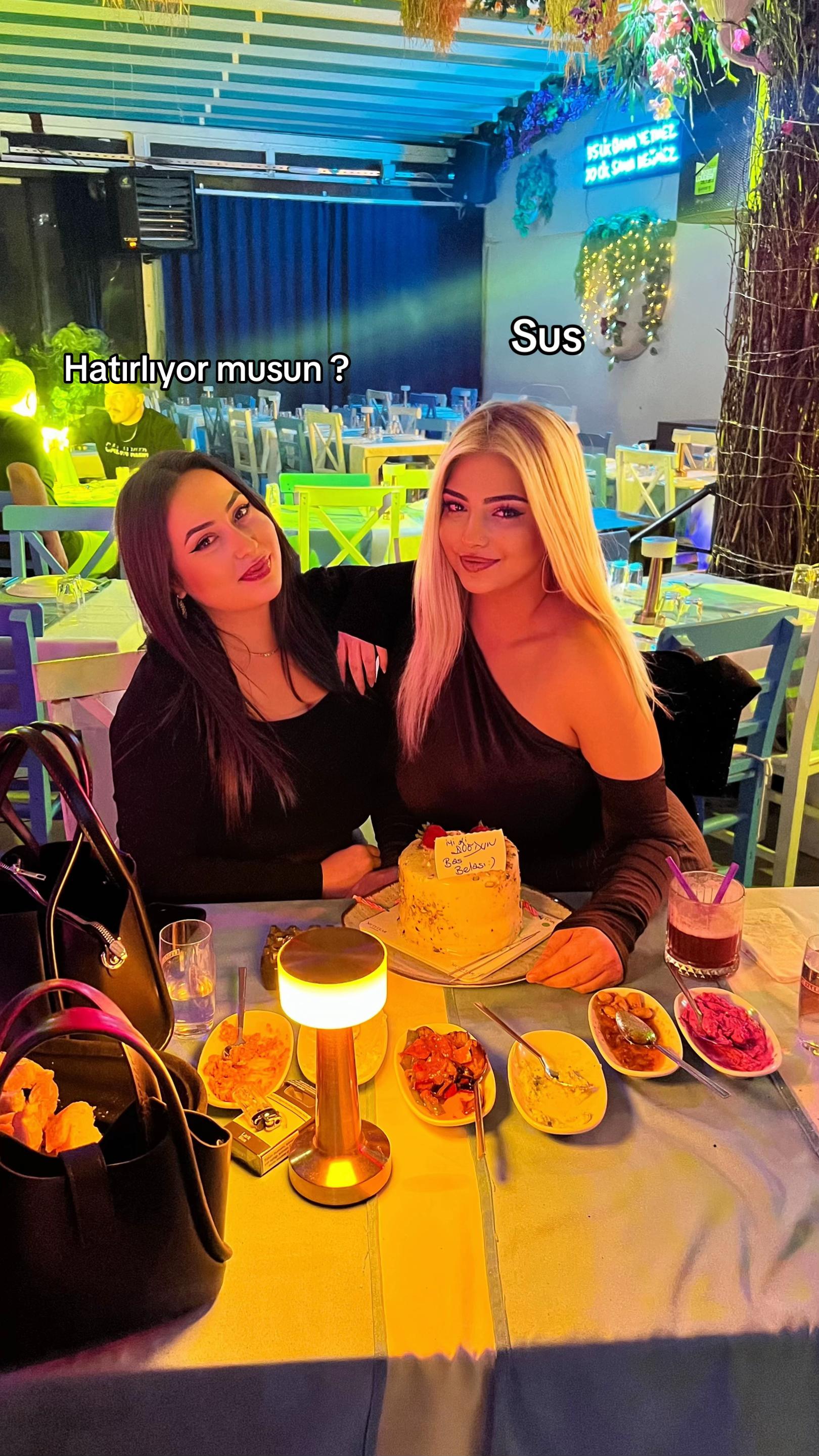 @naz42019