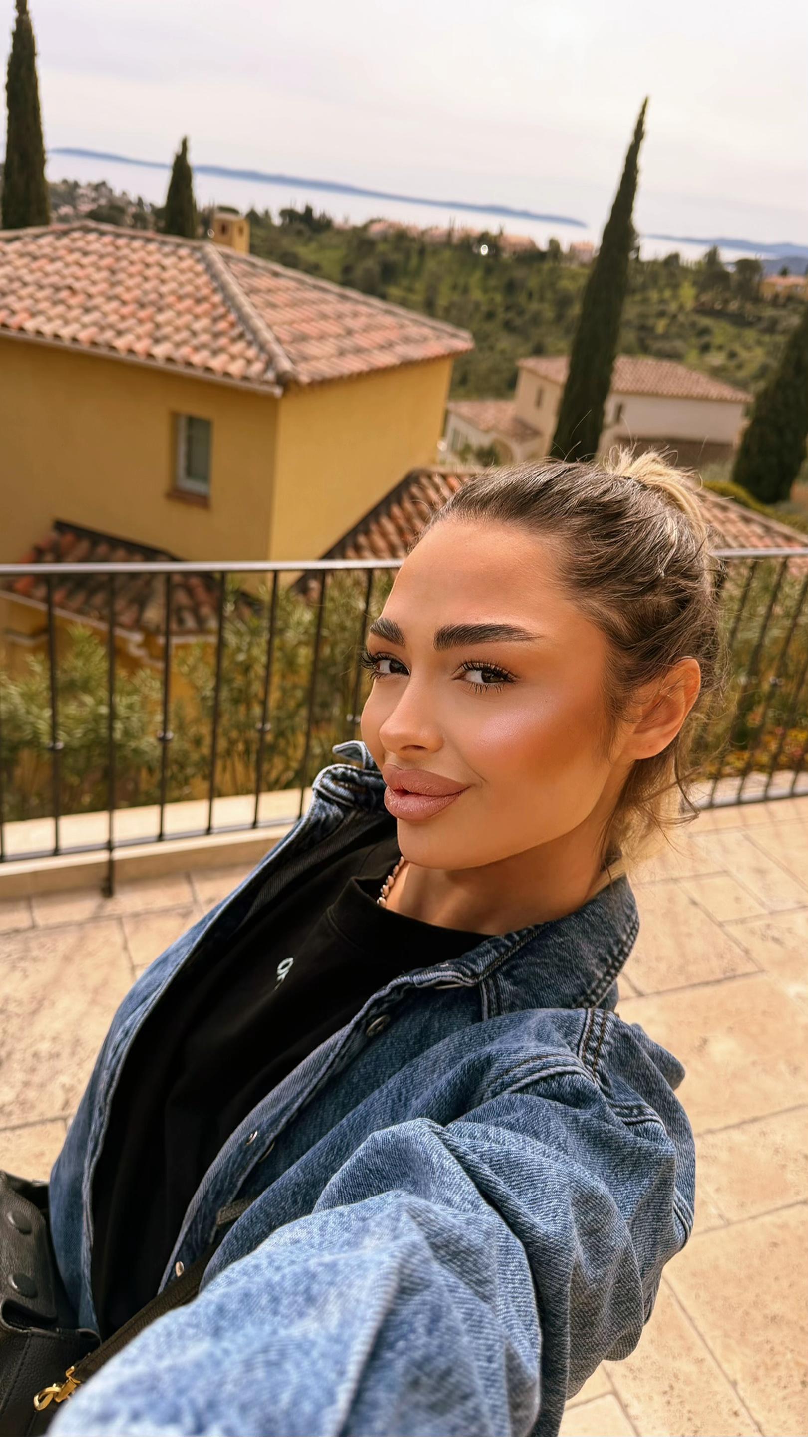 @BOTESCU ROBERTA