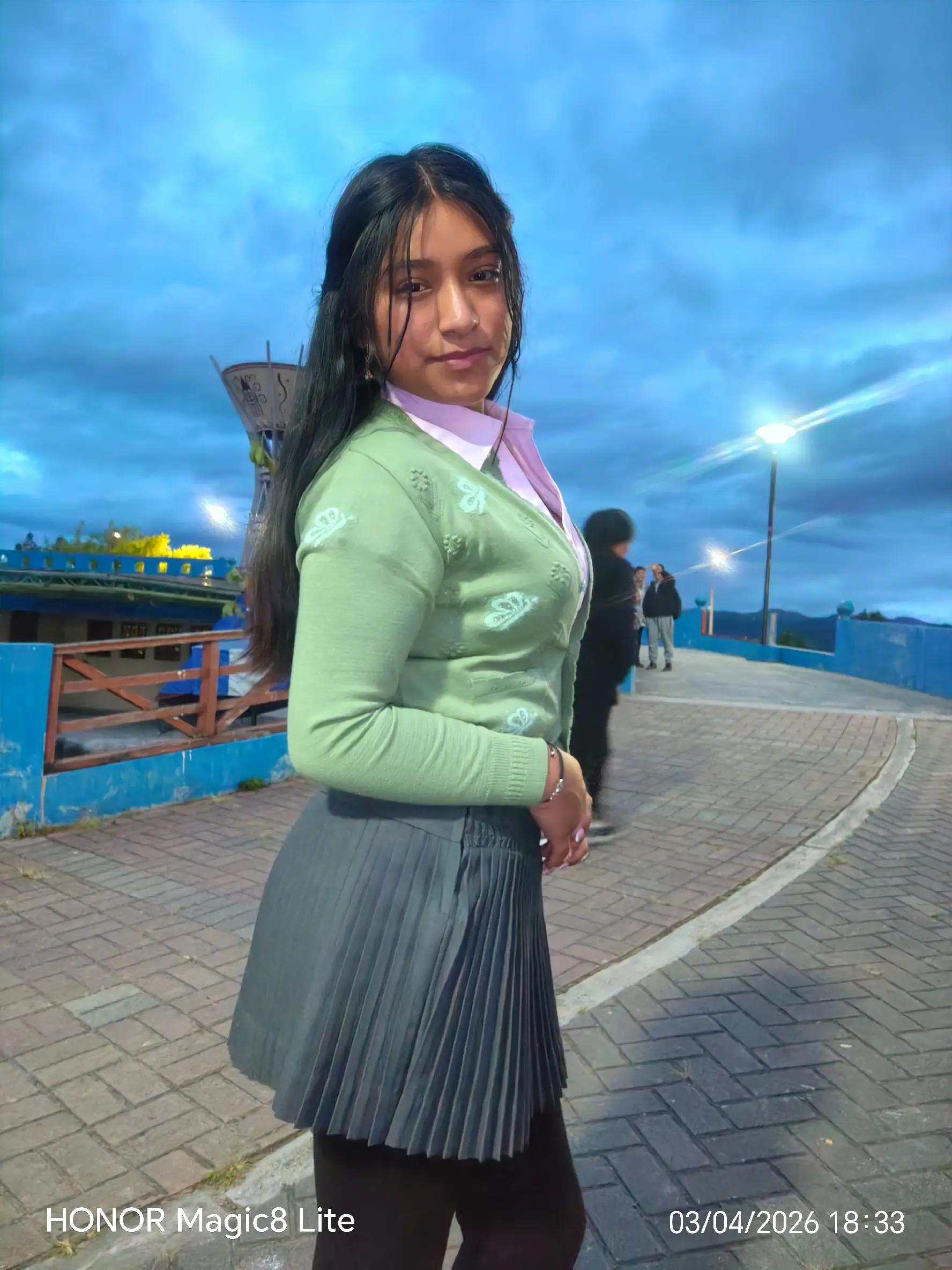 @Yoselin Flores 🎀.
