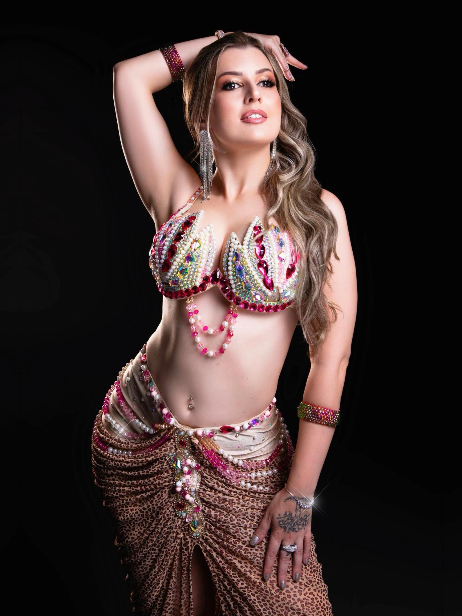 @Priscilla Nouf Bellydancer