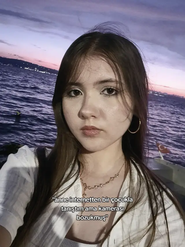 @𝓜𝓮𝓵𝓲𝓴𝓮丰