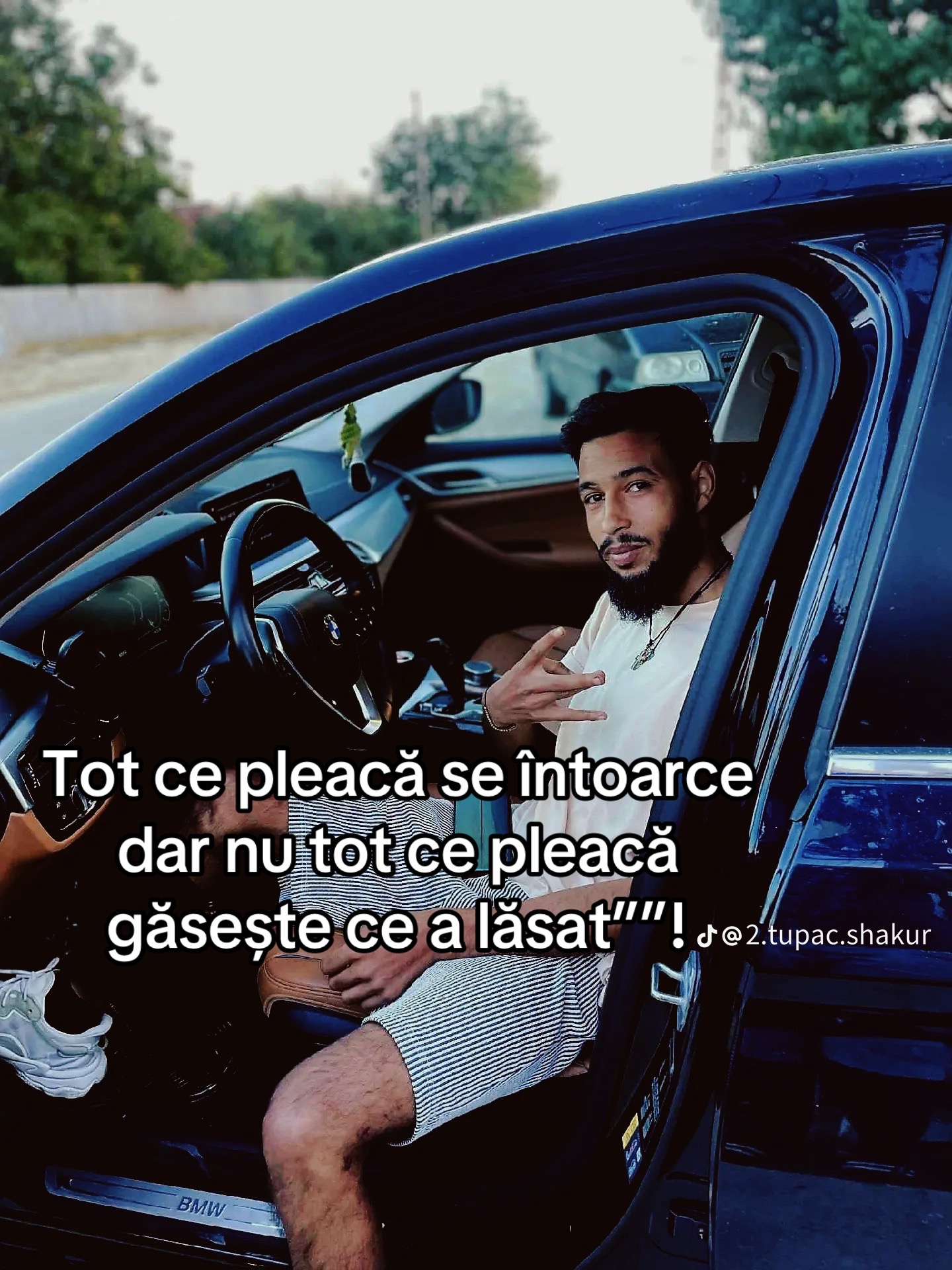 @🕊️Tupac 2 pac Tupac  🕊️🥀👑