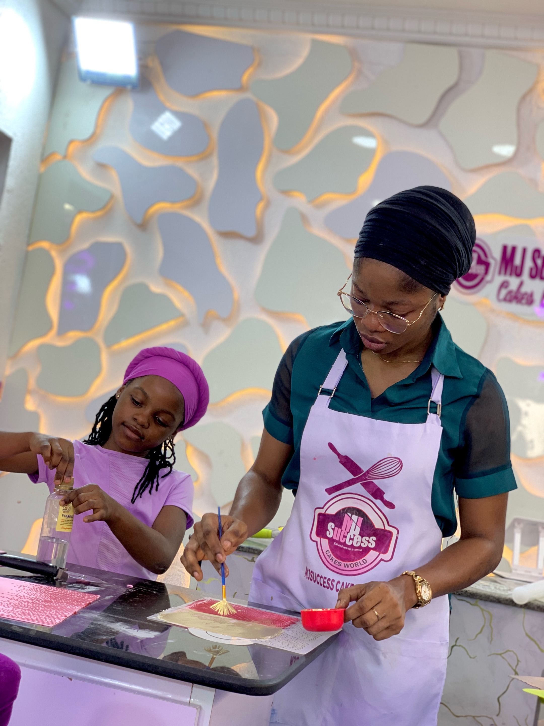 @BEST CAKE SCHOOL IN LAGOS!