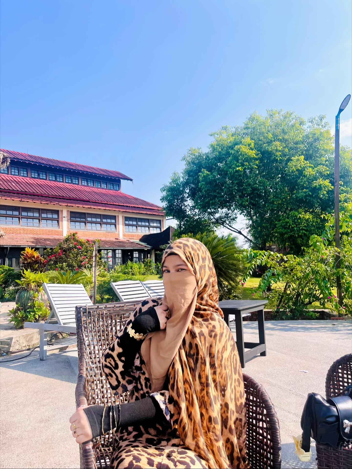 @Hla hnin wai🥷