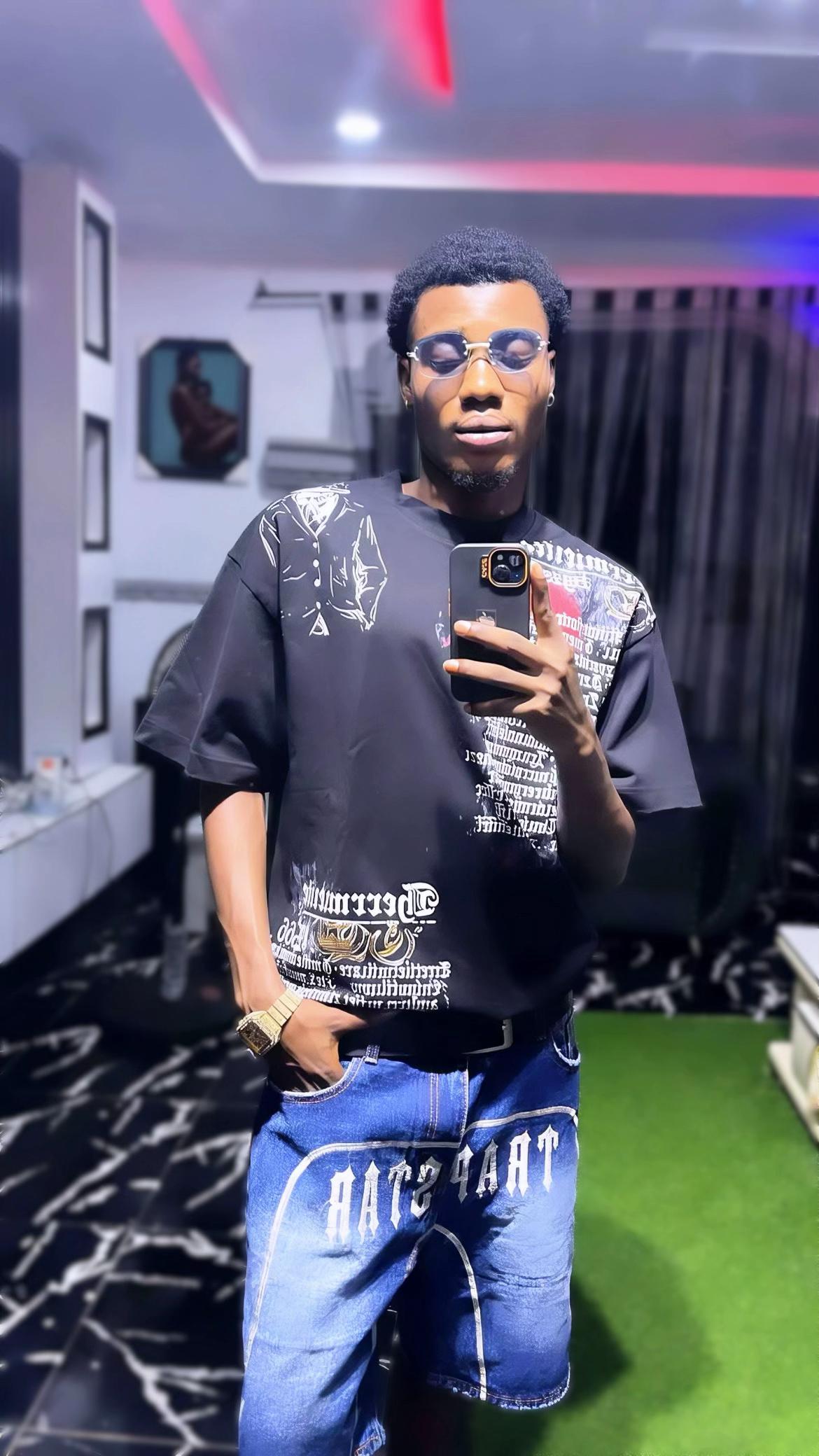 @Emoneyttp
