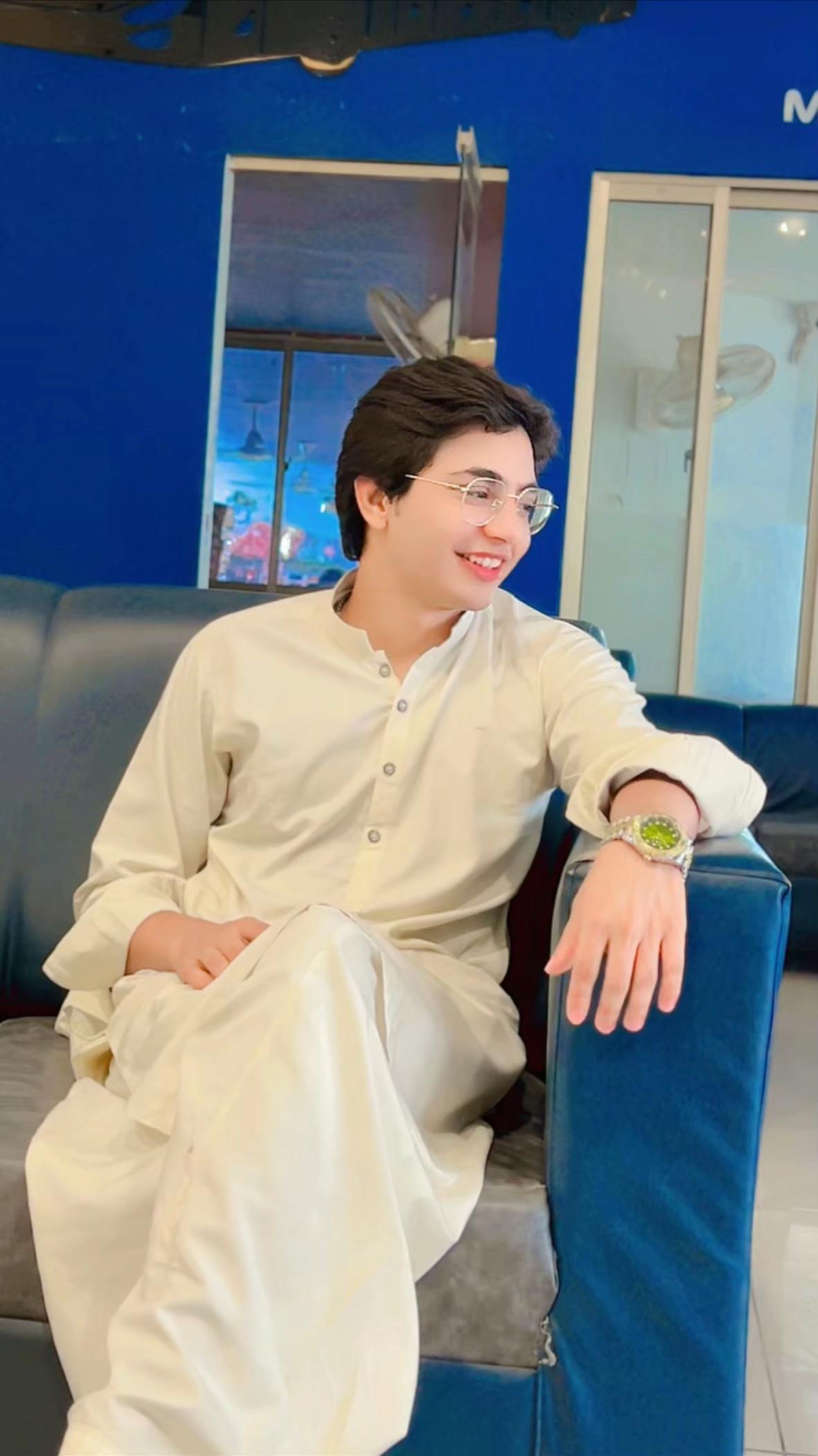 @Abdul Rehman 💙