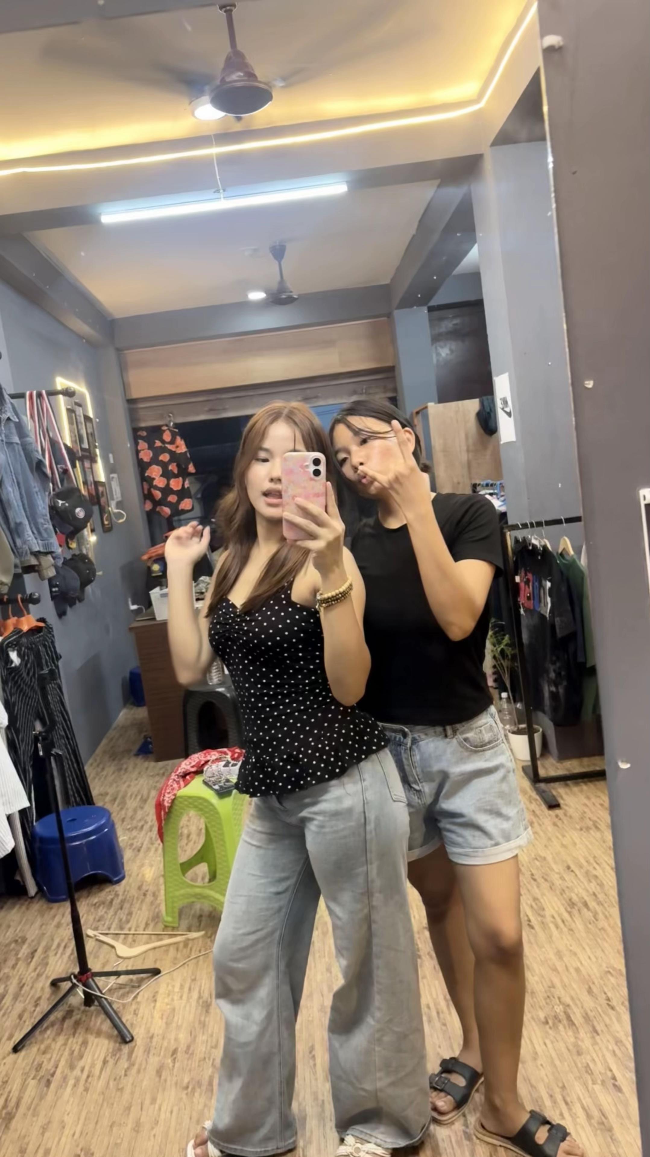@Dikshita🧿