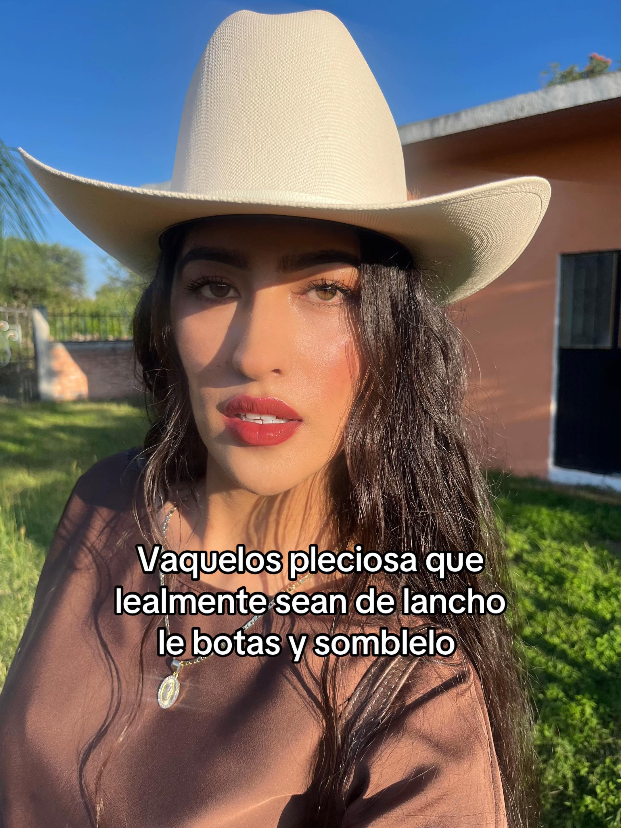 @Ana Gallegos