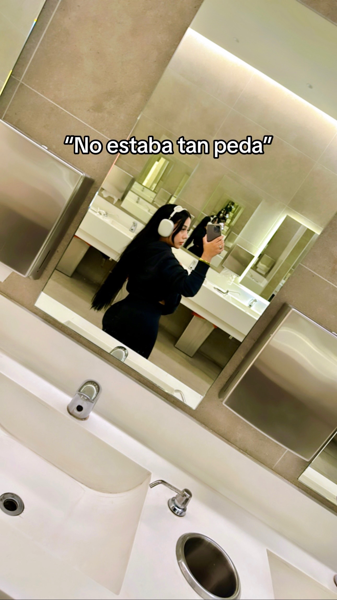 @Cinthia Salgadoᥫ᭡