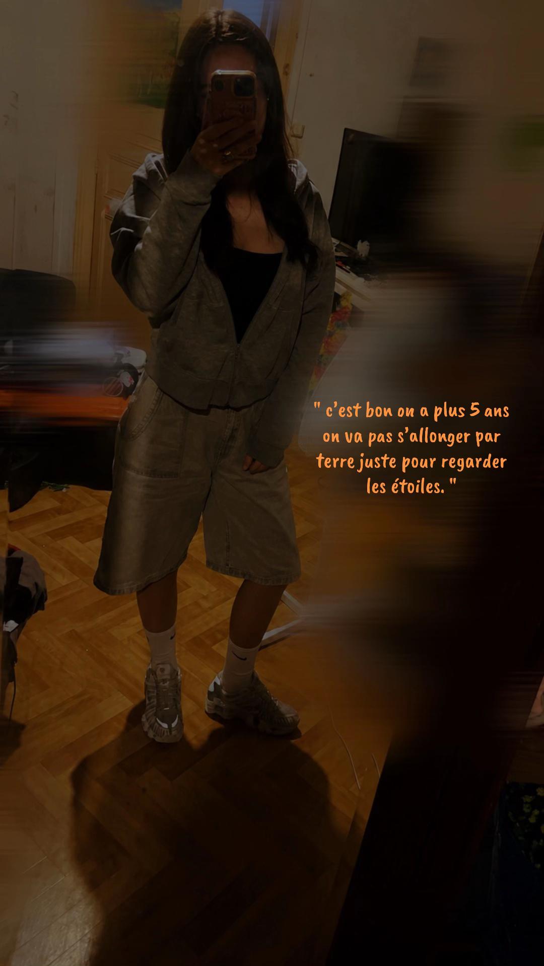 @l.ylouꨄ