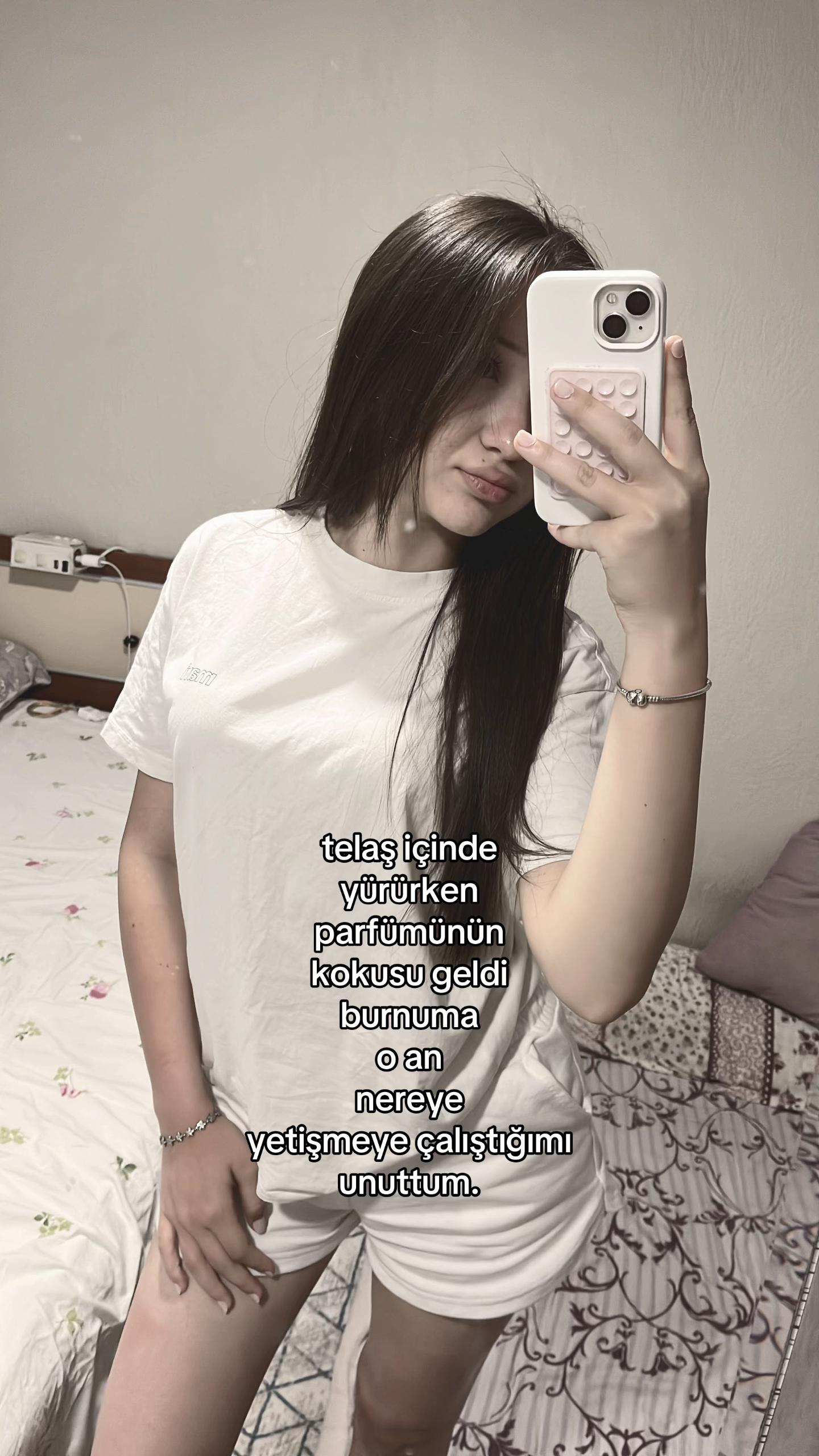 @🥂