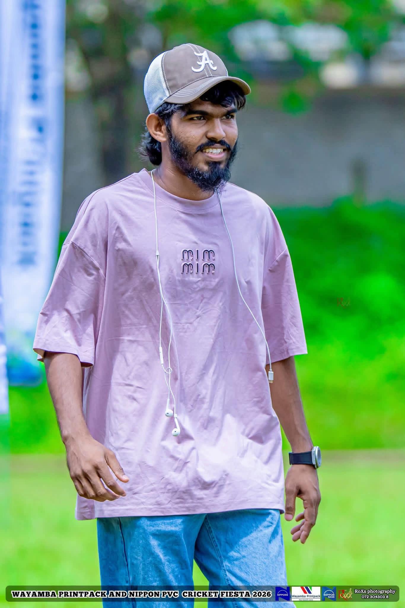 @Akeem🏏Mhd18😎