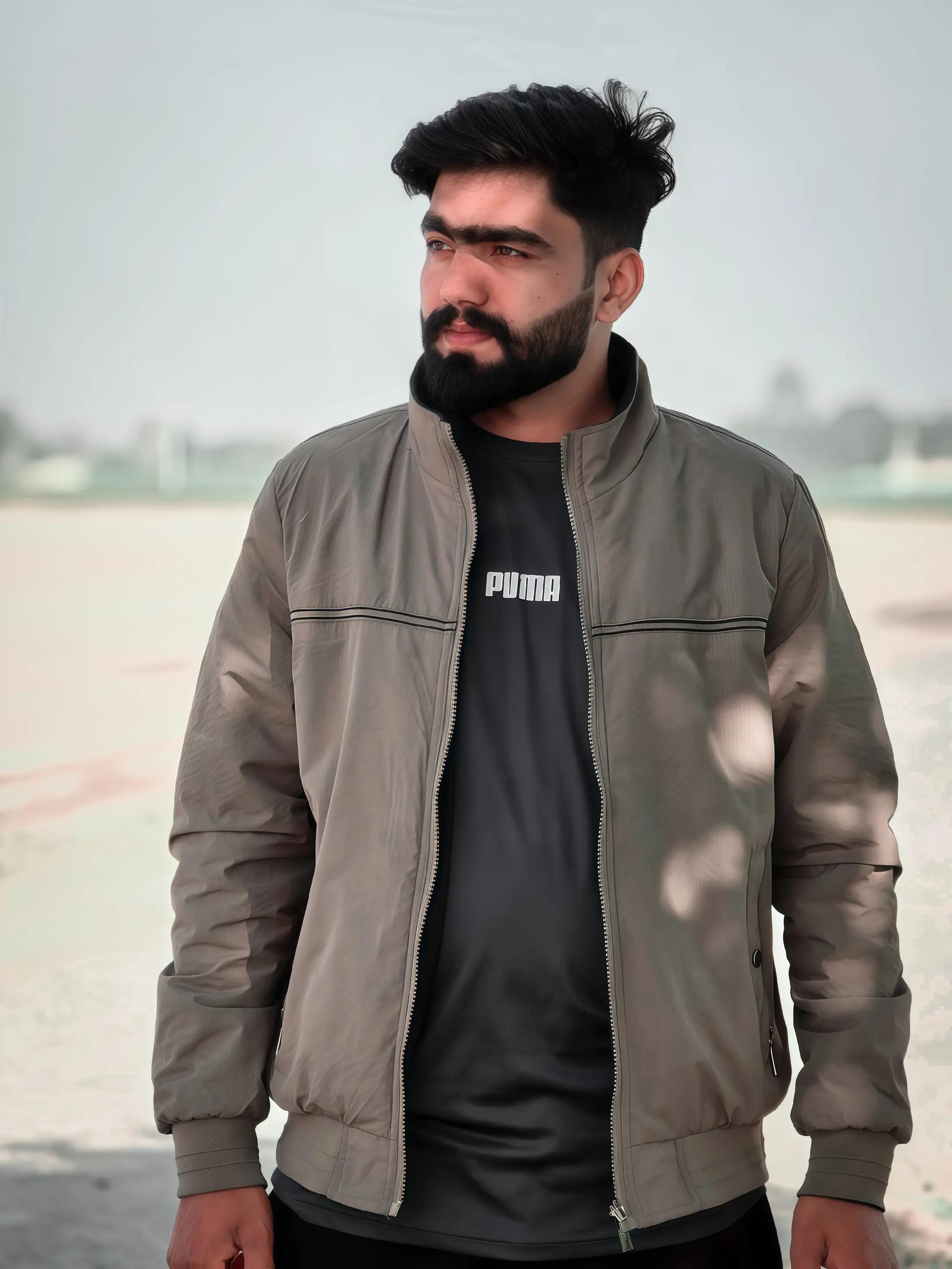 @عمر بھٹی 🦅