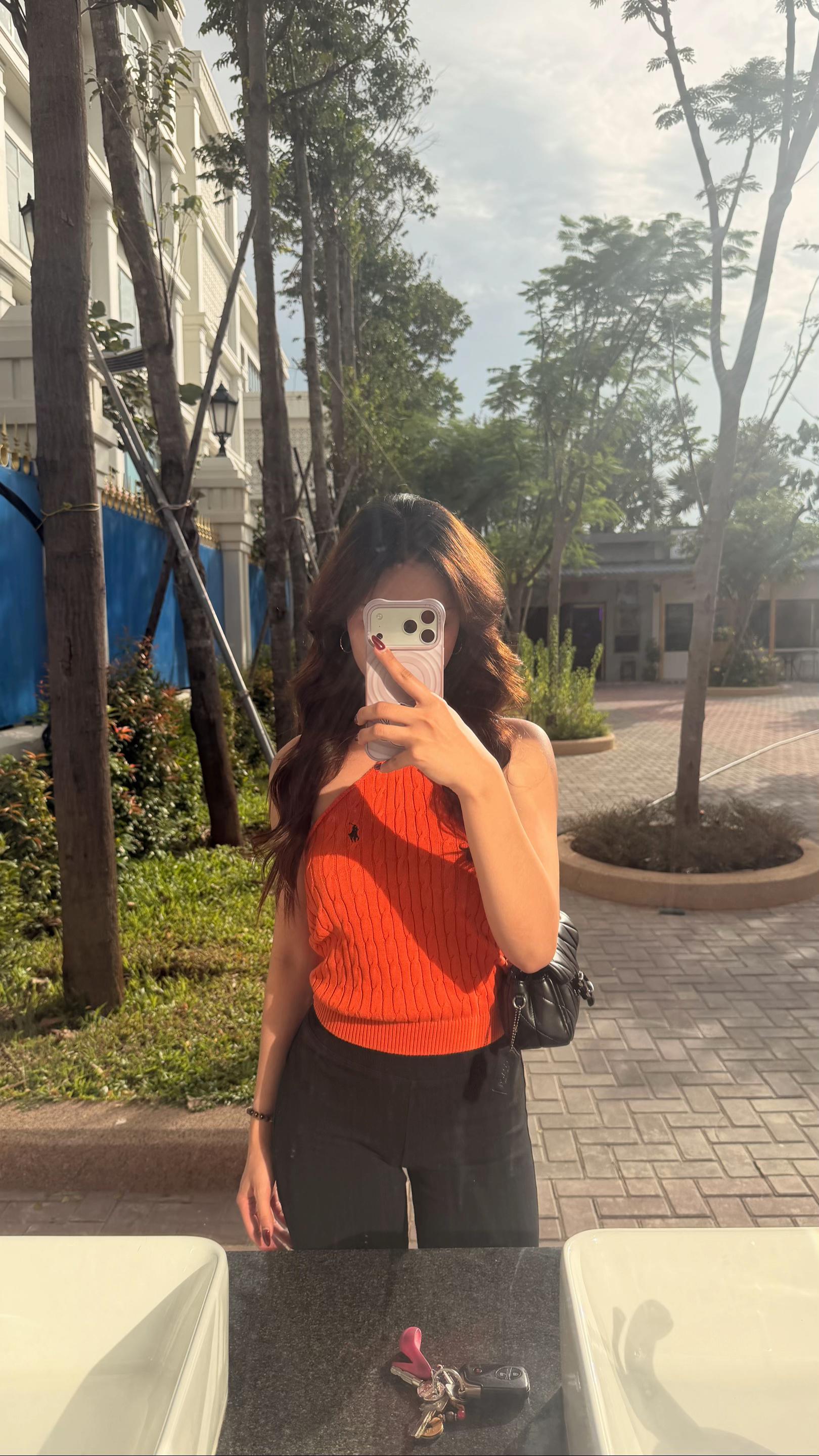 @777💋