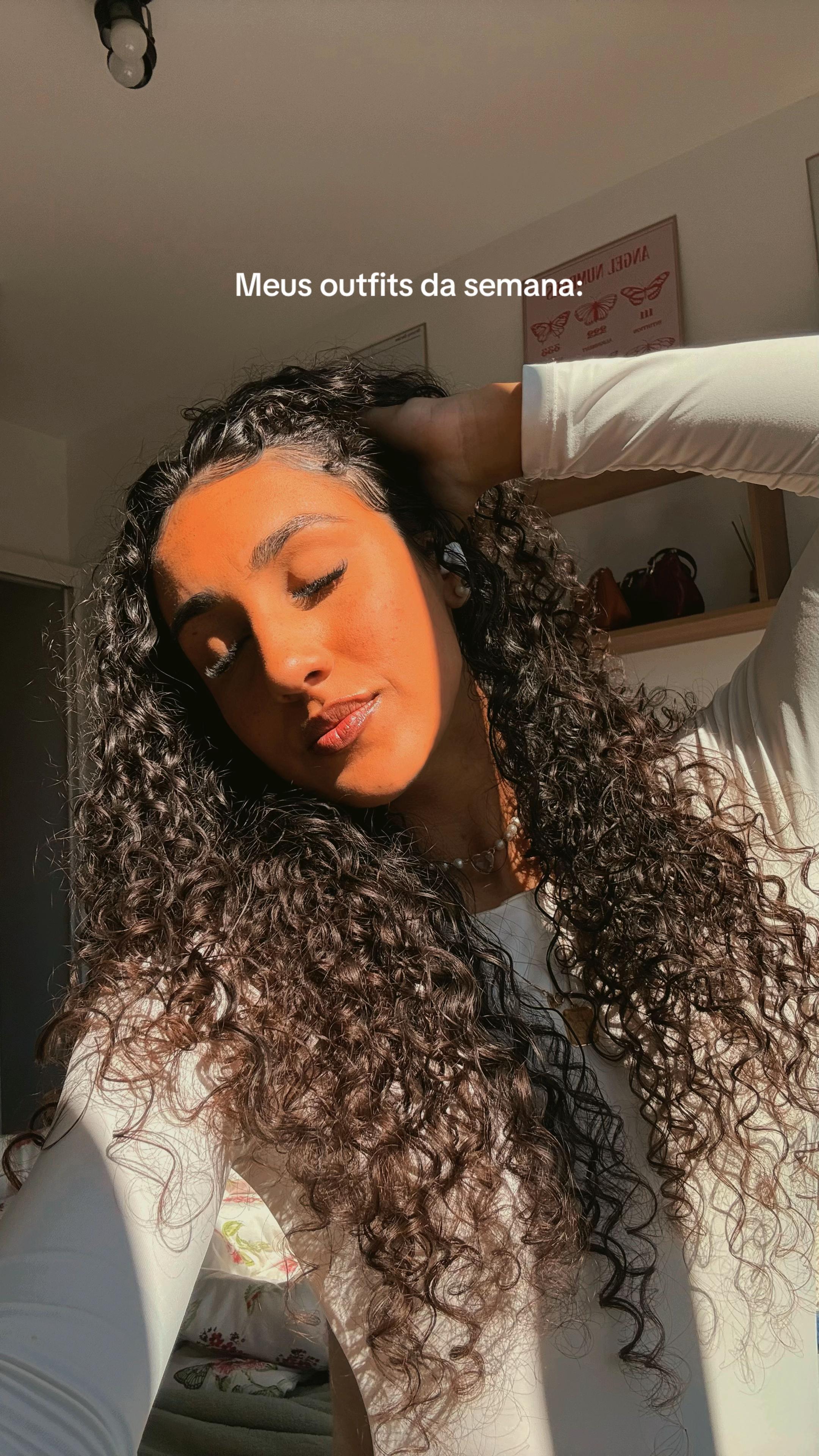 @isabella