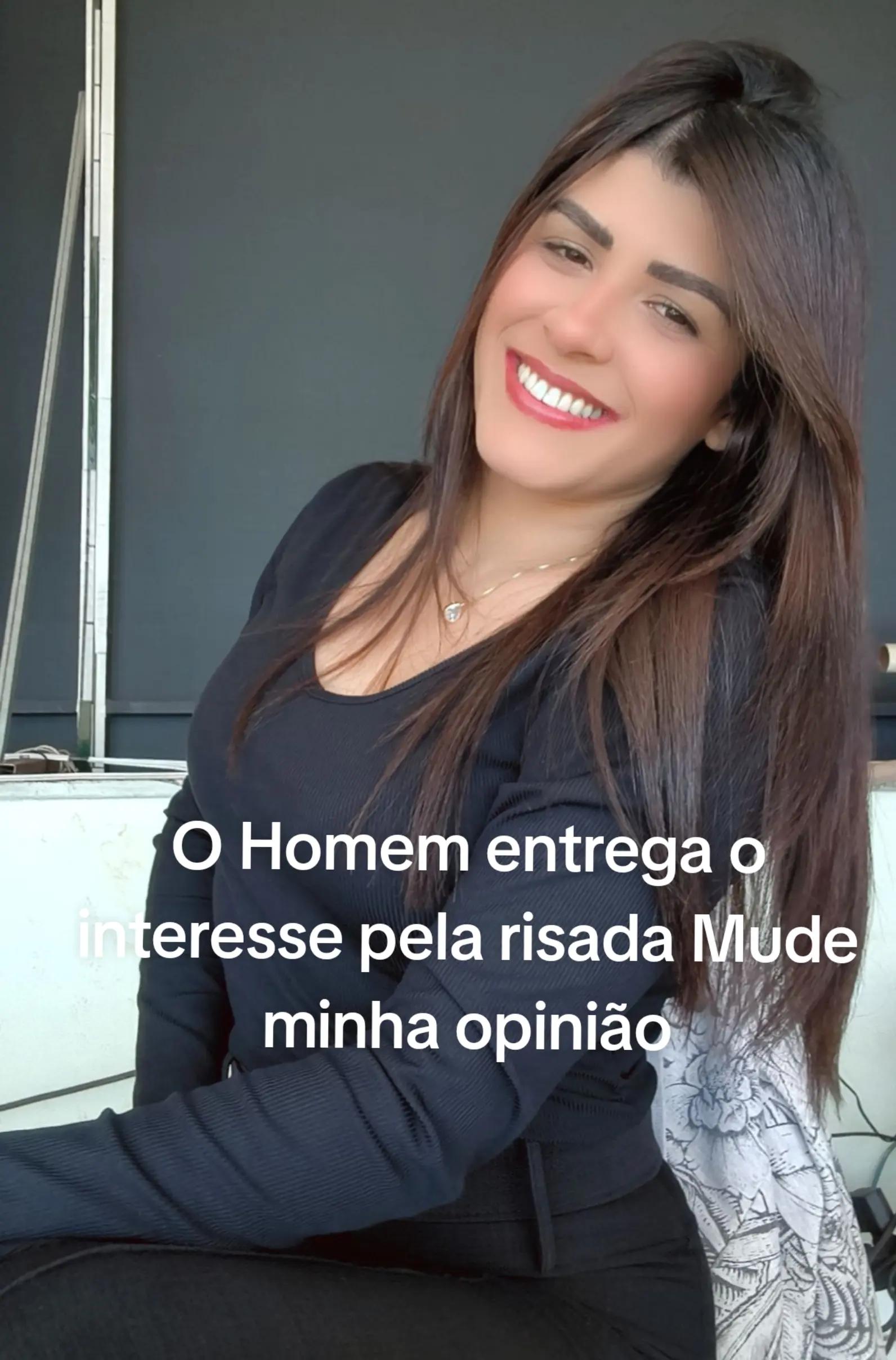 @Vania Santana
