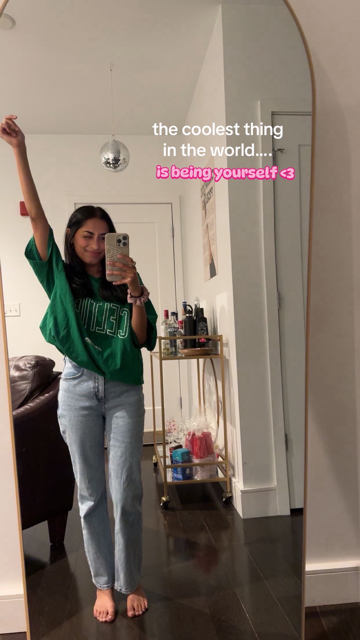 @RIRI⚡️
